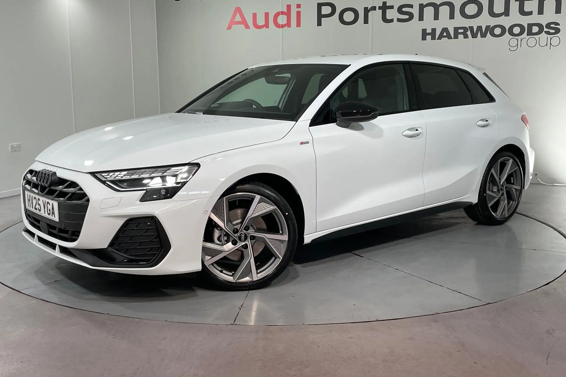Audi A3 thumbnail image number 10
