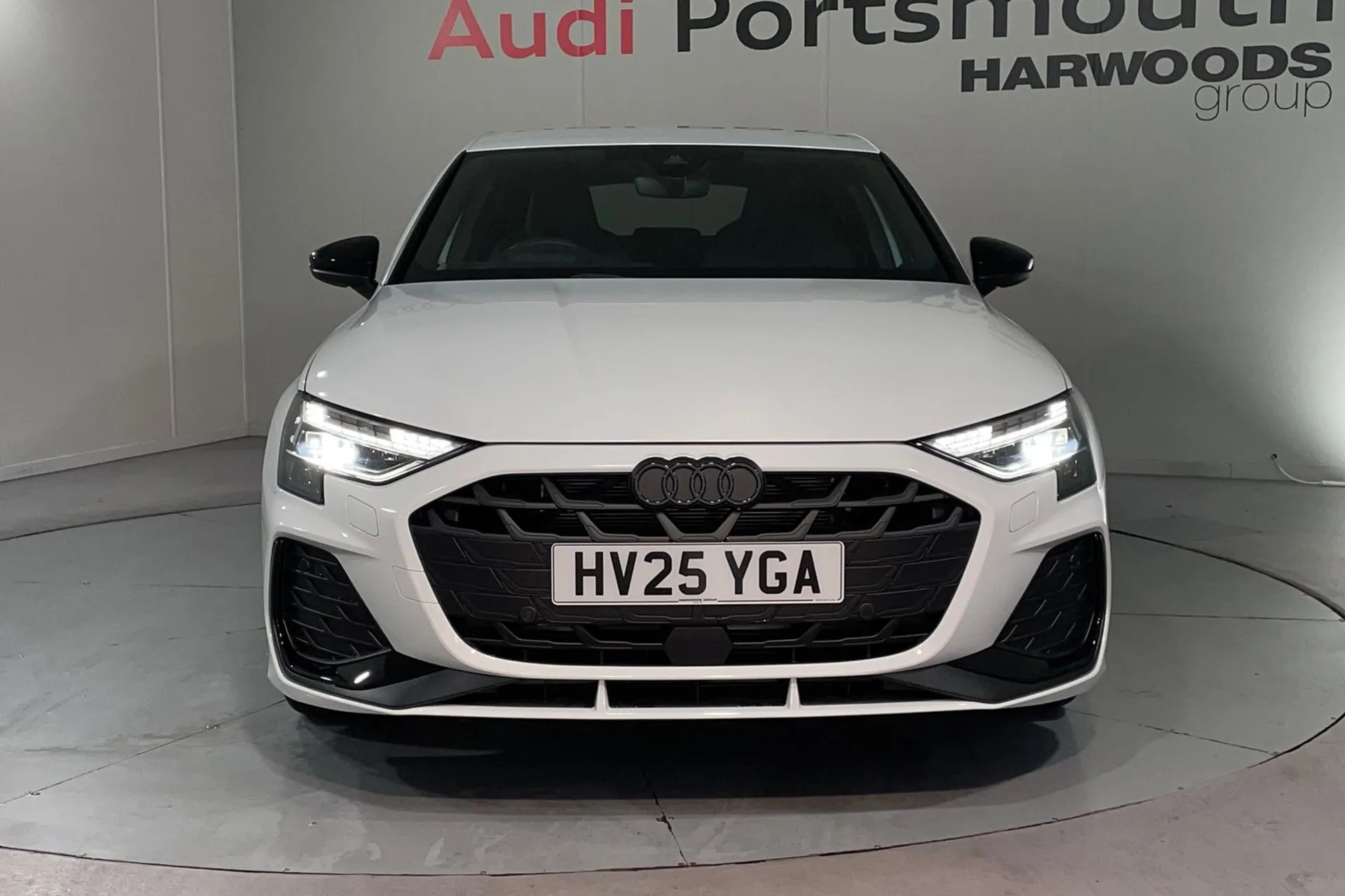 Audi A3 thumbnail image number 11