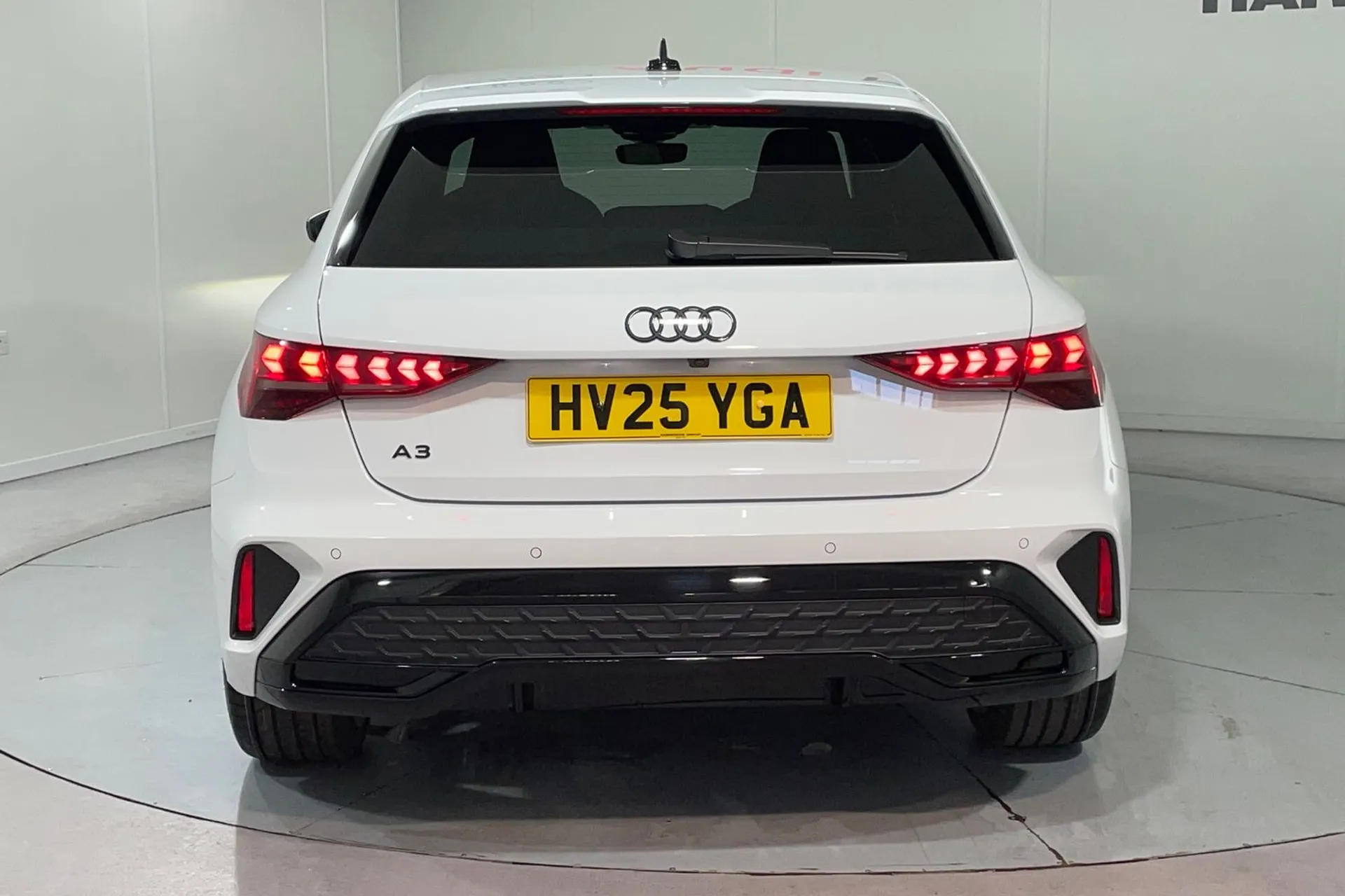 Audi A3 thumbnail image number 7