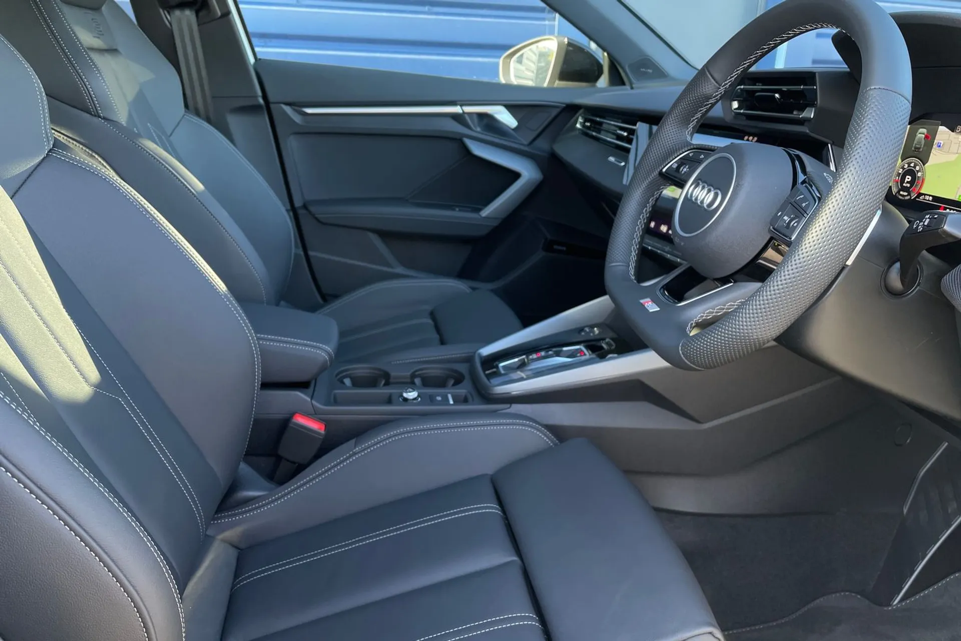 Audi A3 thumbnail image number 25