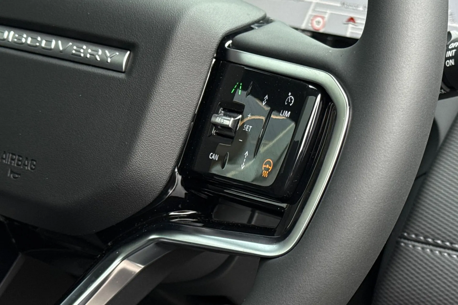 LAND ROVER DISCOVERY SPORT thumbnail image number 47