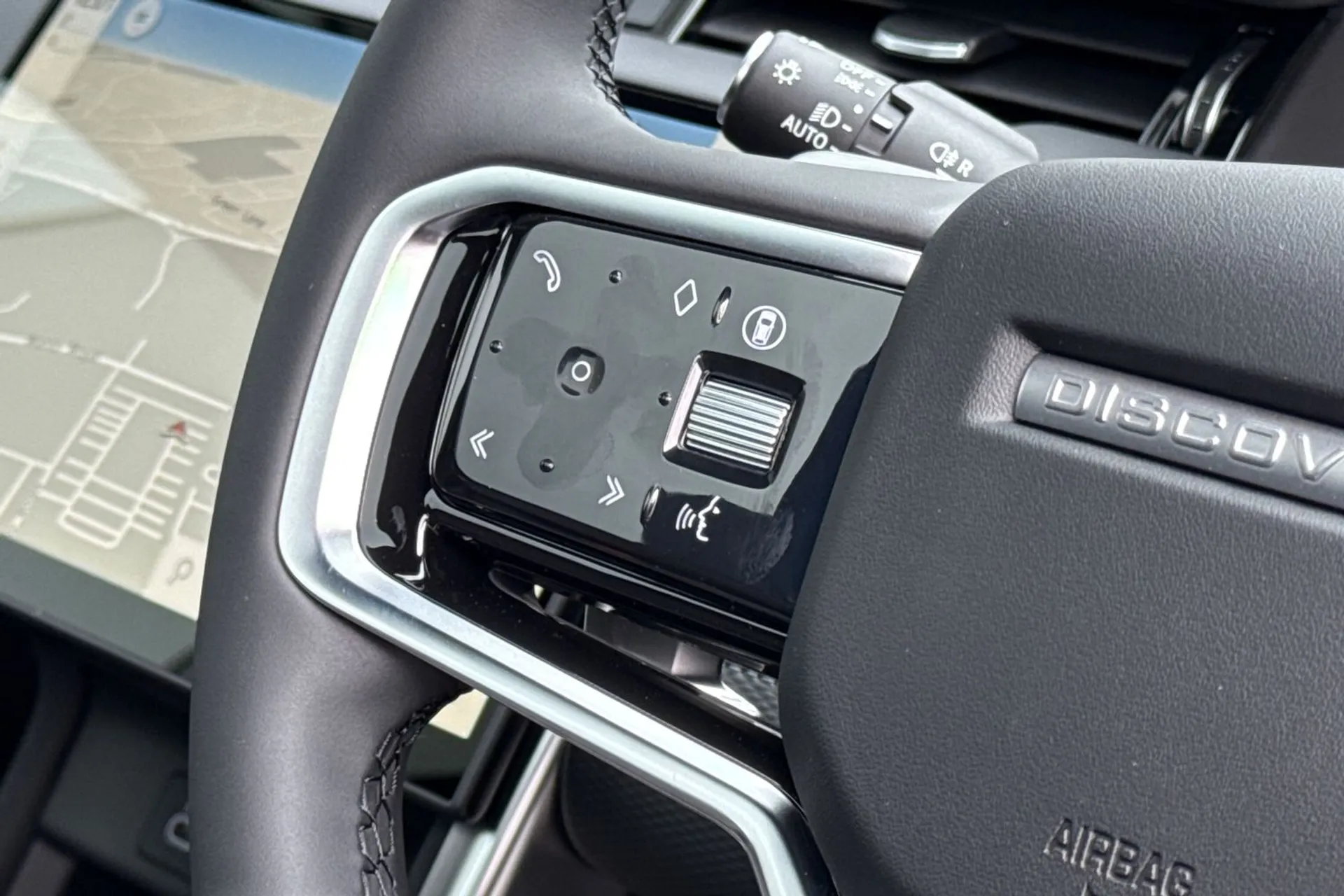 LAND ROVER DISCOVERY SPORT thumbnail image number 46