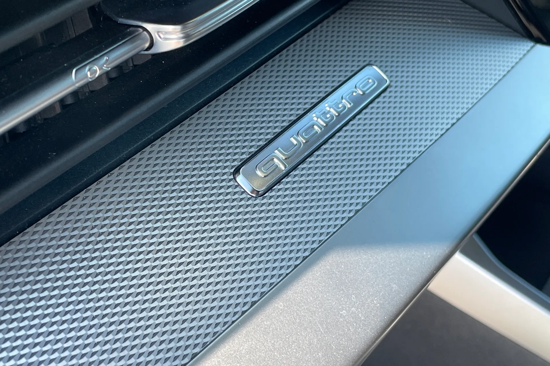 Audi A3 thumbnail image number 19