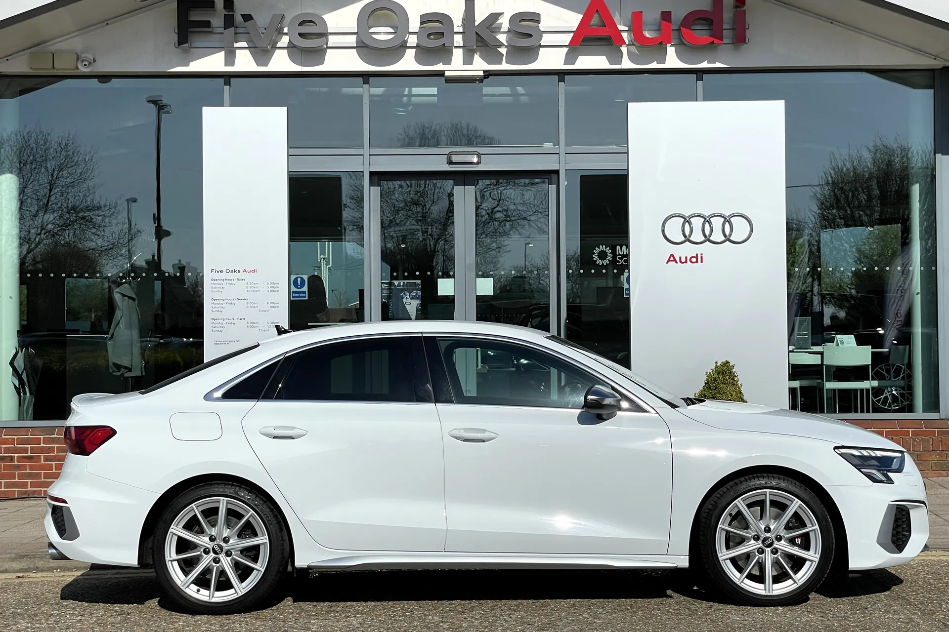 Audi A3 thumbnail image number 2