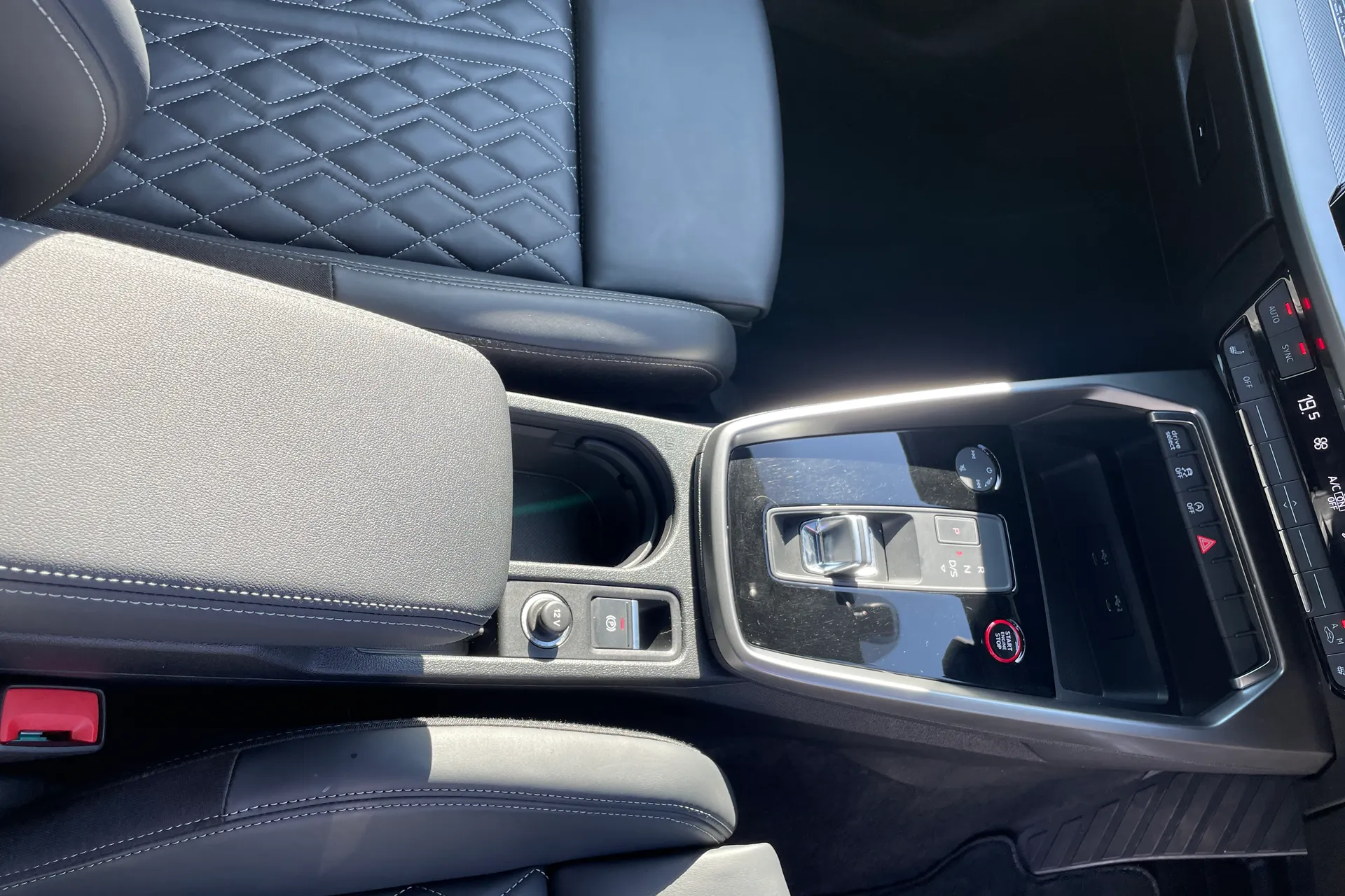 Audi A3 thumbnail image number 14