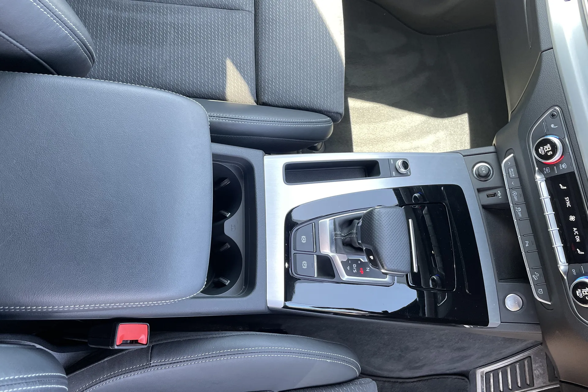 Audi Q5 thumbnail image number 51