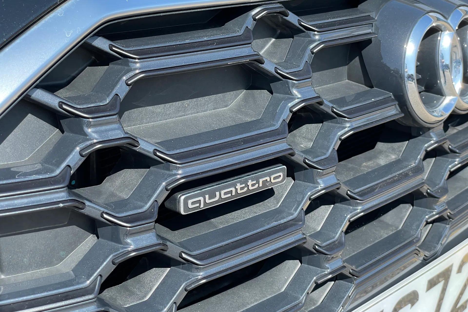 Audi Q5 thumbnail image number 31