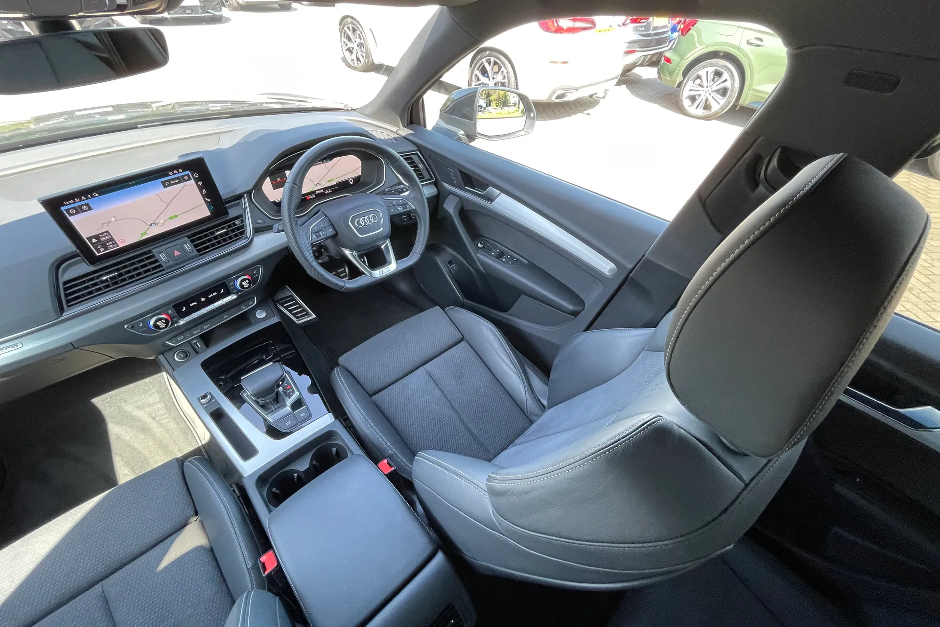 Audi Q5 thumbnail image number 45
