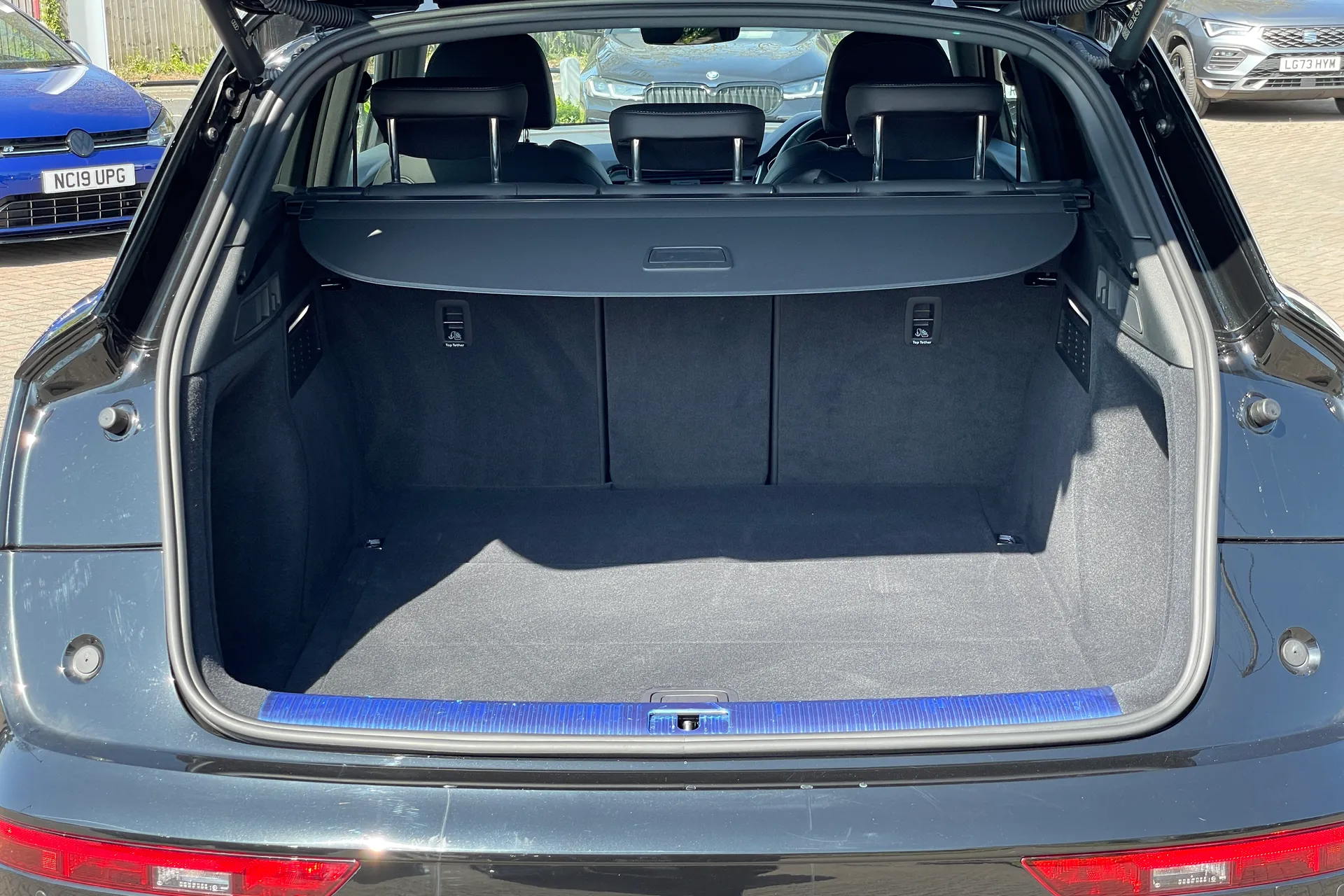 Audi Q5 thumbnail image number 36