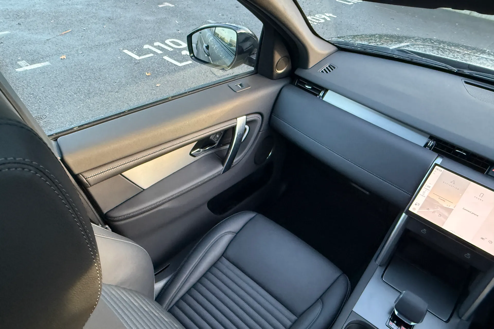 LAND ROVER DISCOVERY SPORT thumbnail image number 18