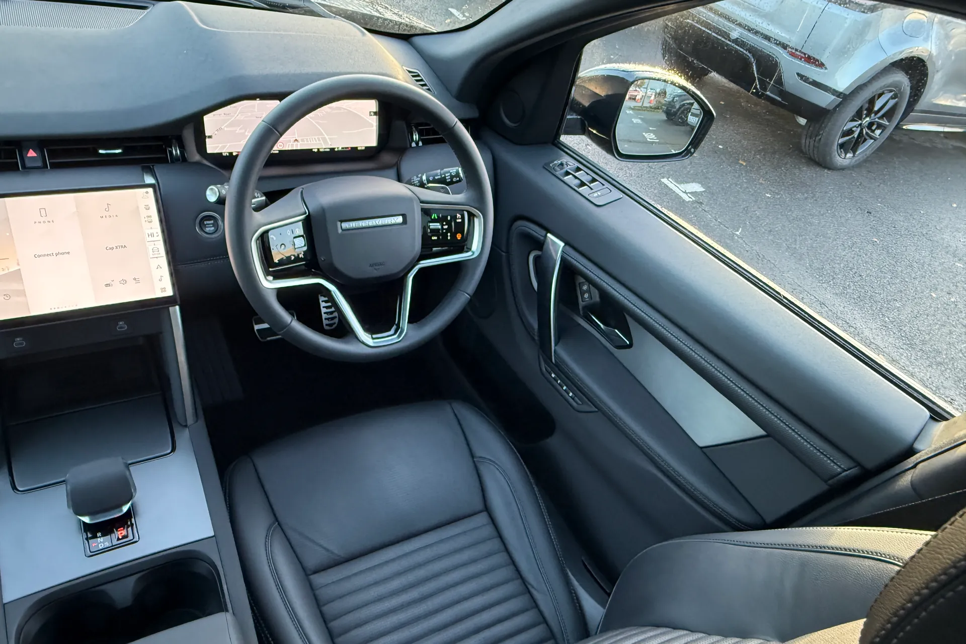 LAND ROVER DISCOVERY SPORT thumbnail image number 23