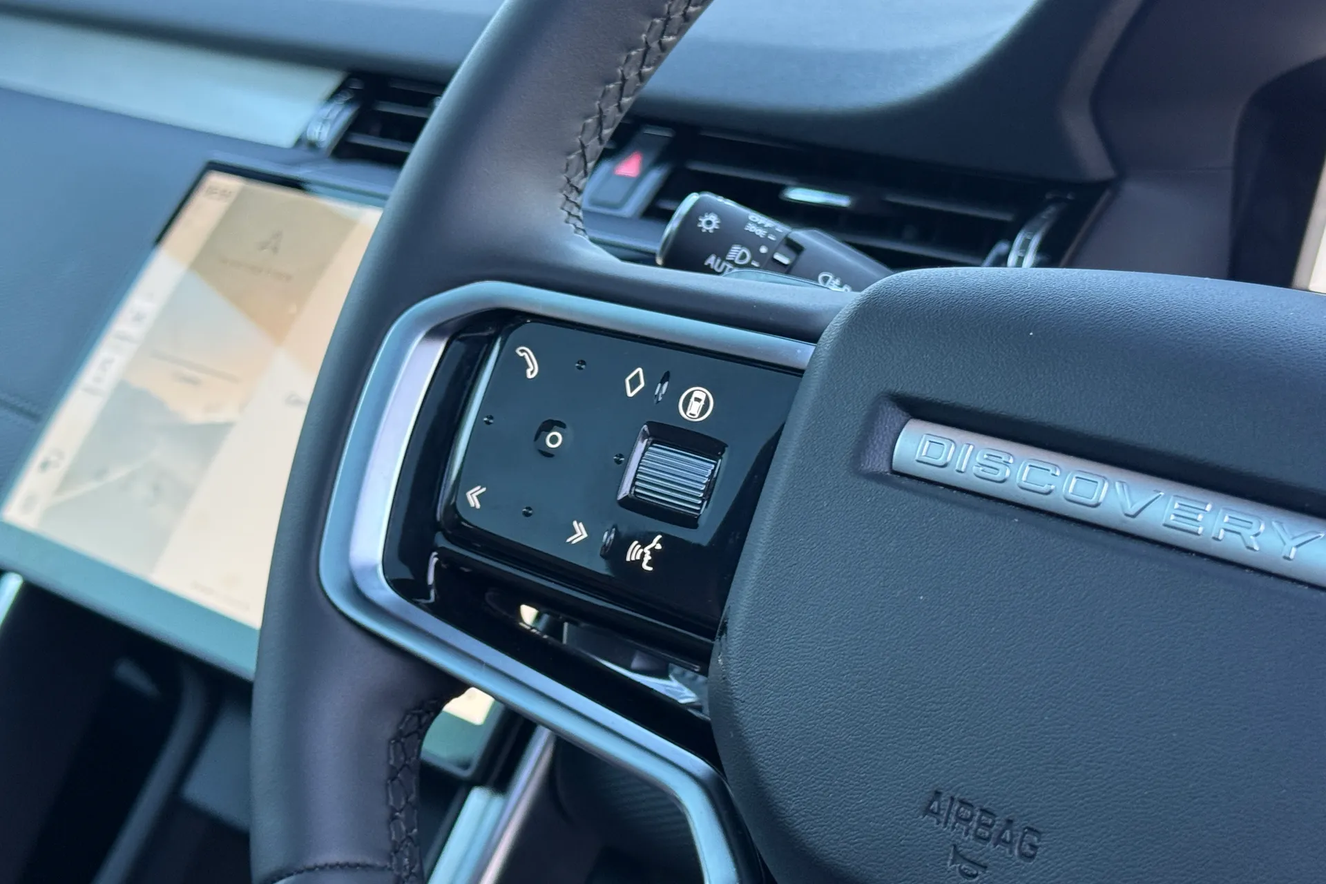 LAND ROVER DISCOVERY SPORT thumbnail image number 43