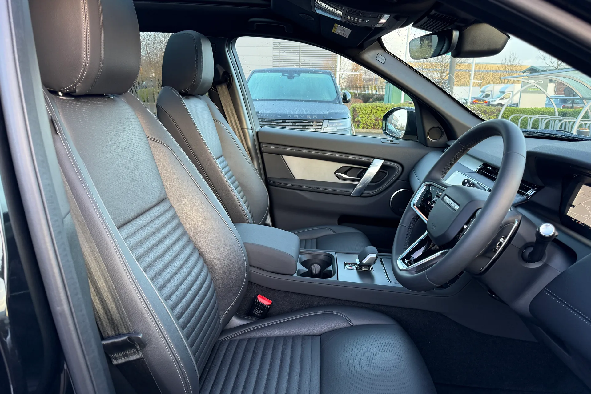 LAND ROVER DISCOVERY SPORT thumbnail image number 34