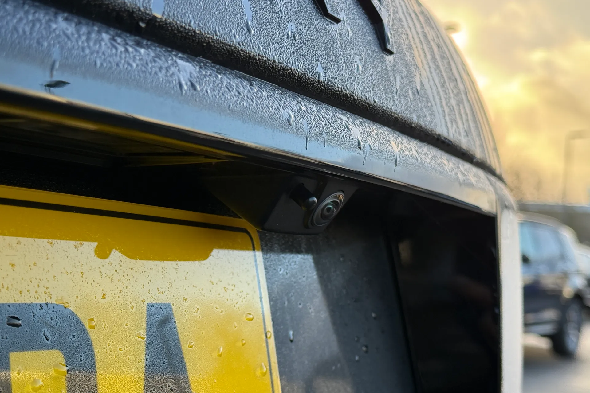 LAND ROVER DISCOVERY SPORT thumbnail image number 24