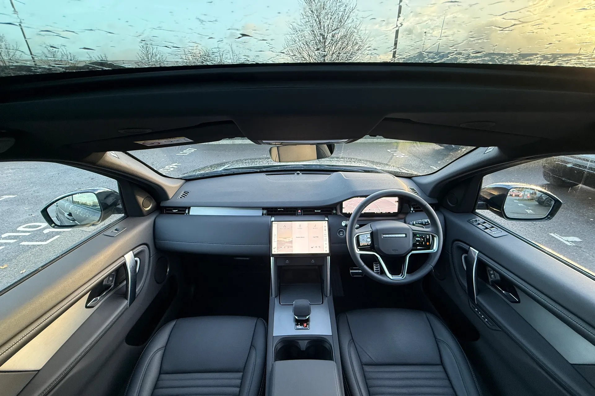 LAND ROVER DISCOVERY SPORT thumbnail image number 3