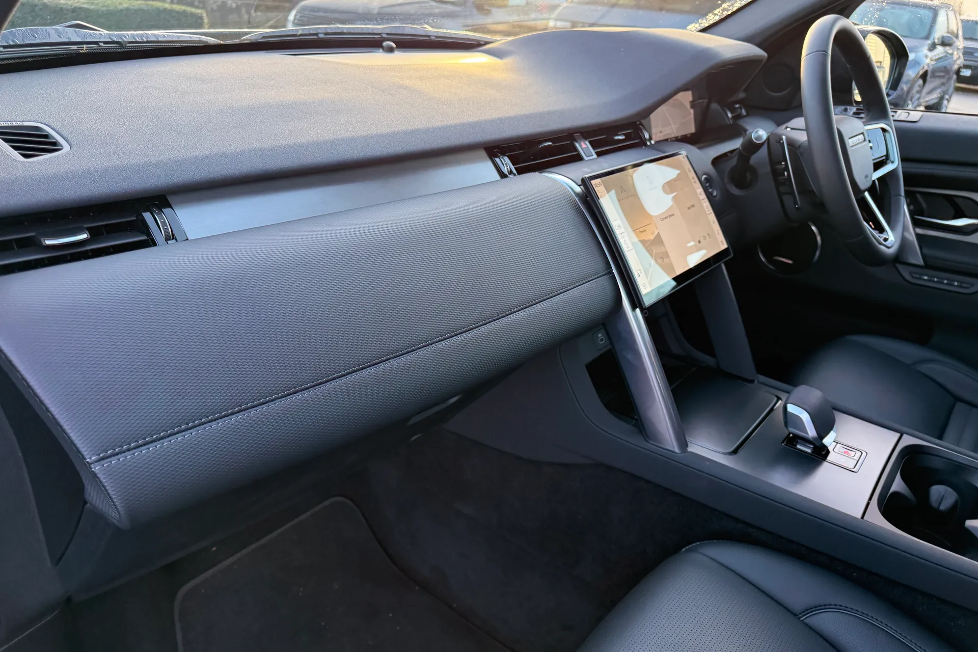 LAND ROVER DISCOVERY SPORT thumbnail image number 40