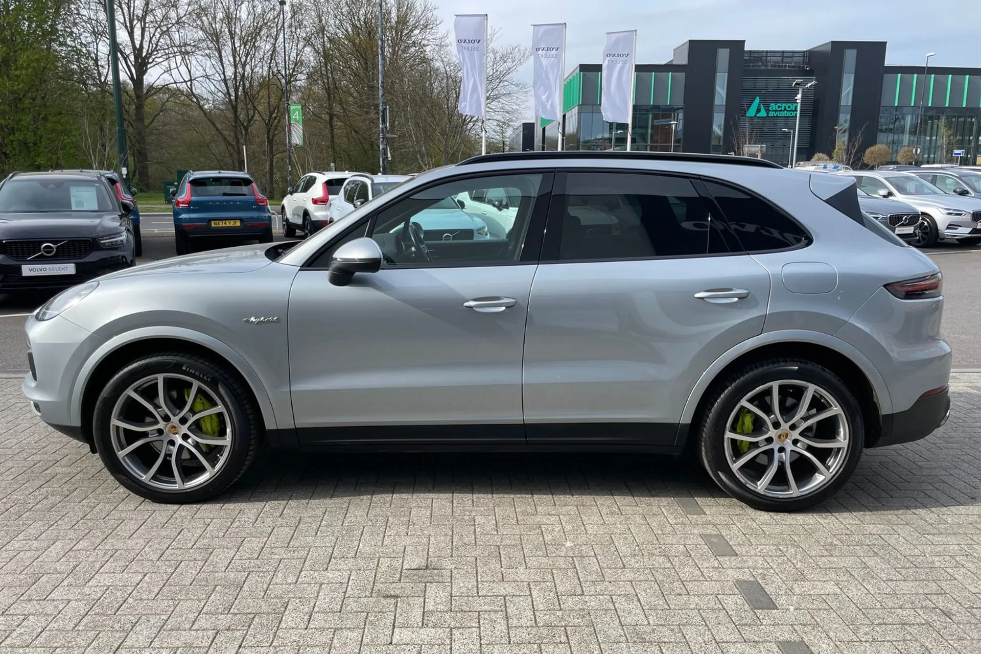 Porsche CAYENNE thumbnail image number 10