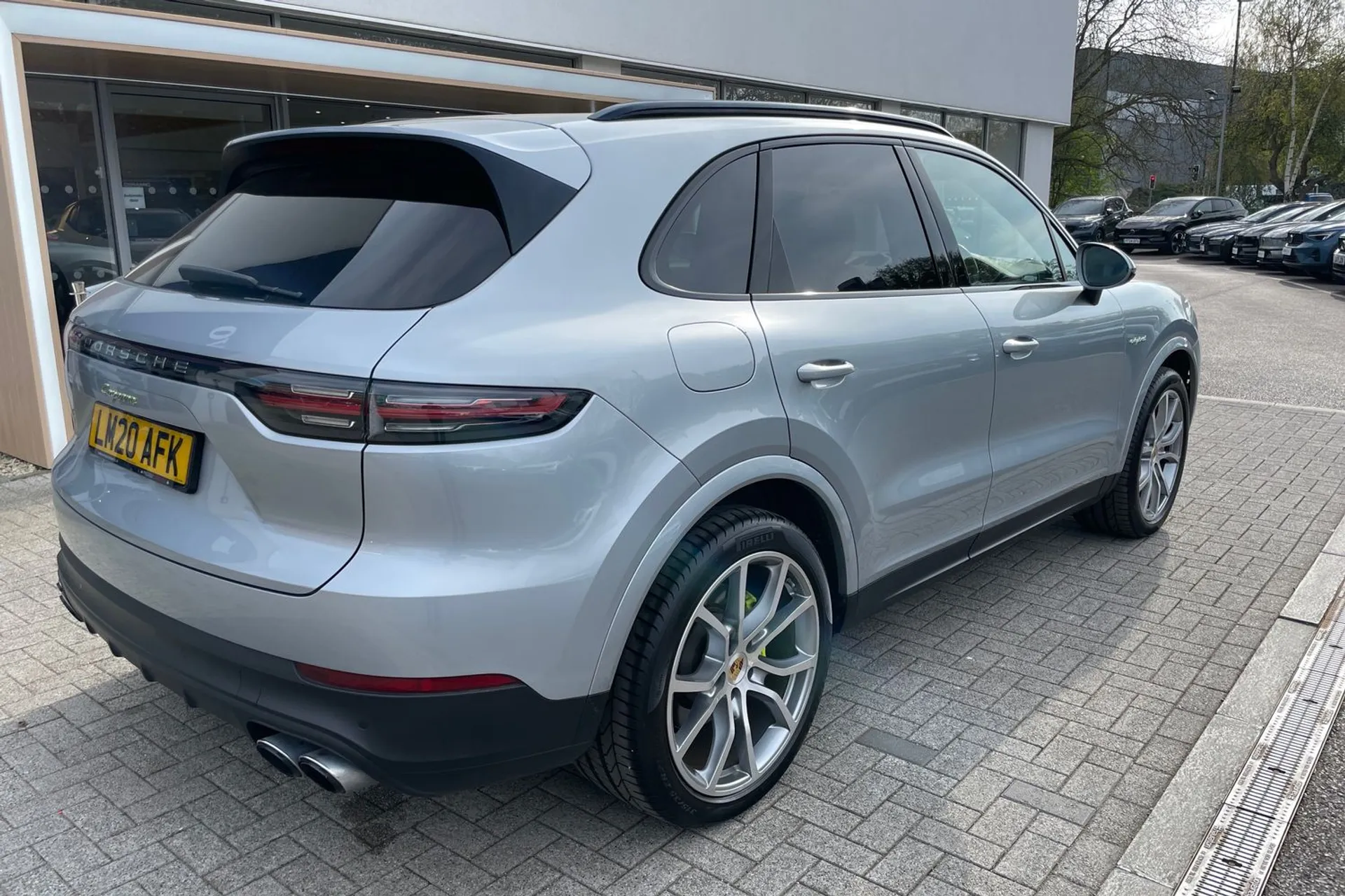 Porsche CAYENNE thumbnail image number 7