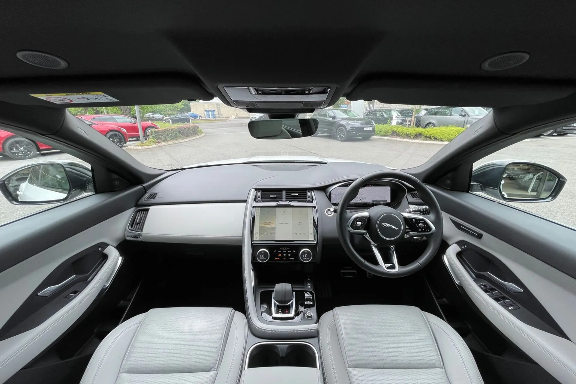 Jaguar E-PACE thumbnail image number 3
