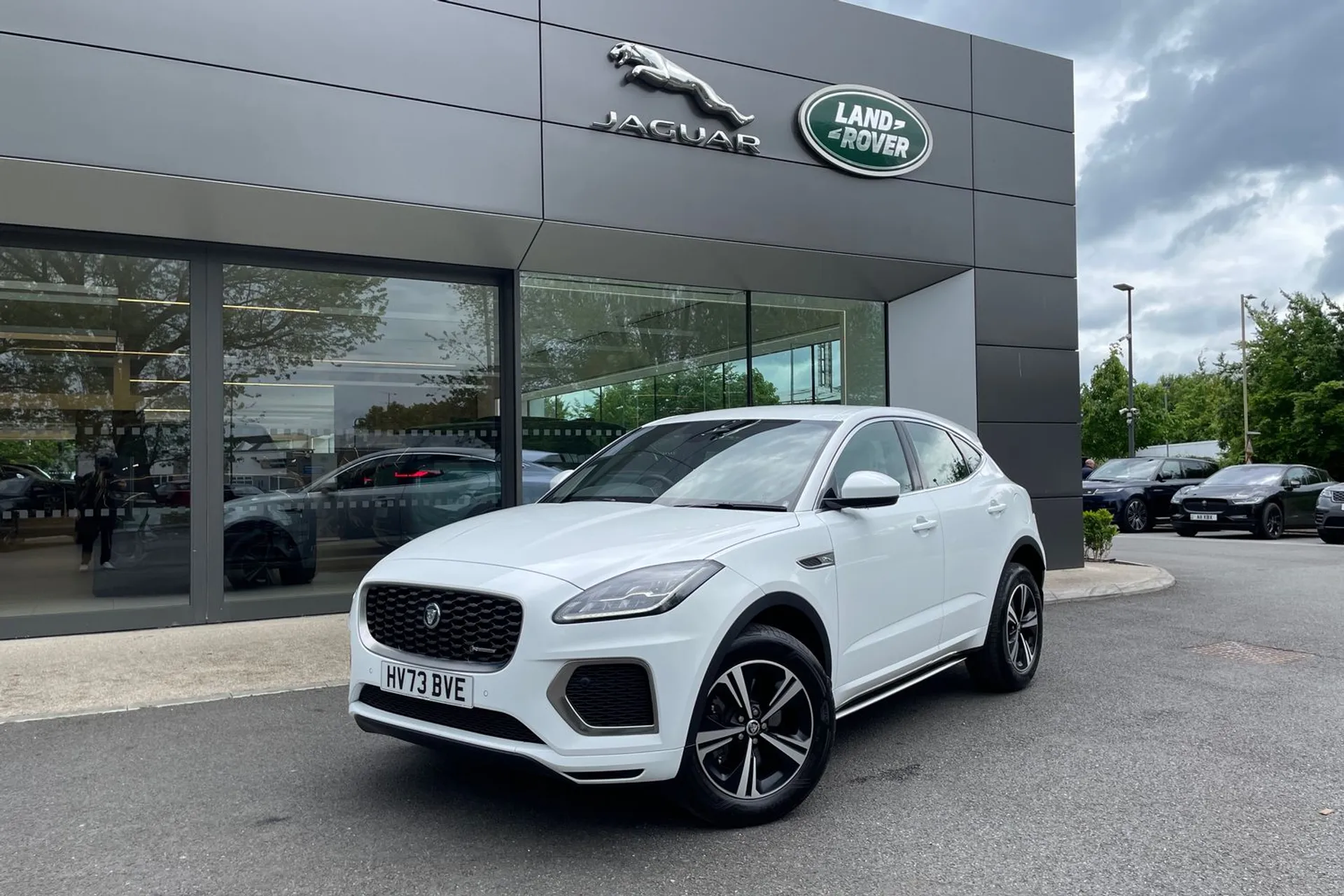Jaguar E-PACE thumbnail image number 25
