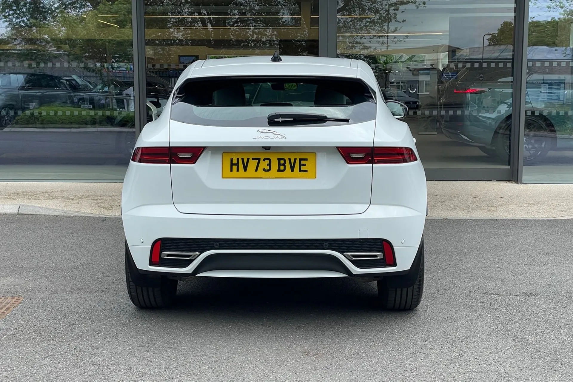 Jaguar E-PACE thumbnail image number 8