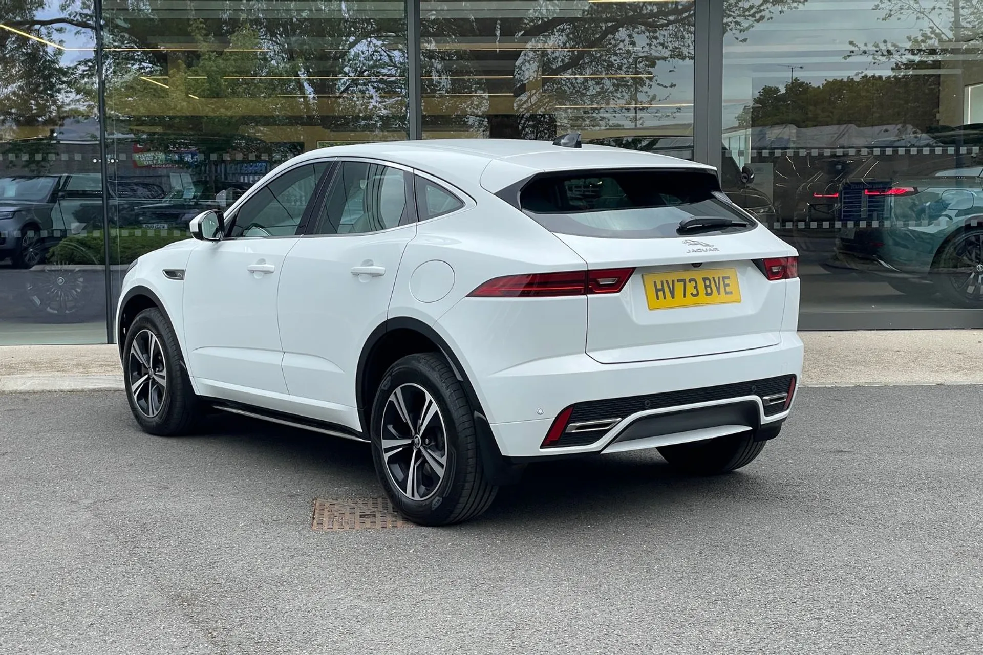 Jaguar E-PACE thumbnail image number 59