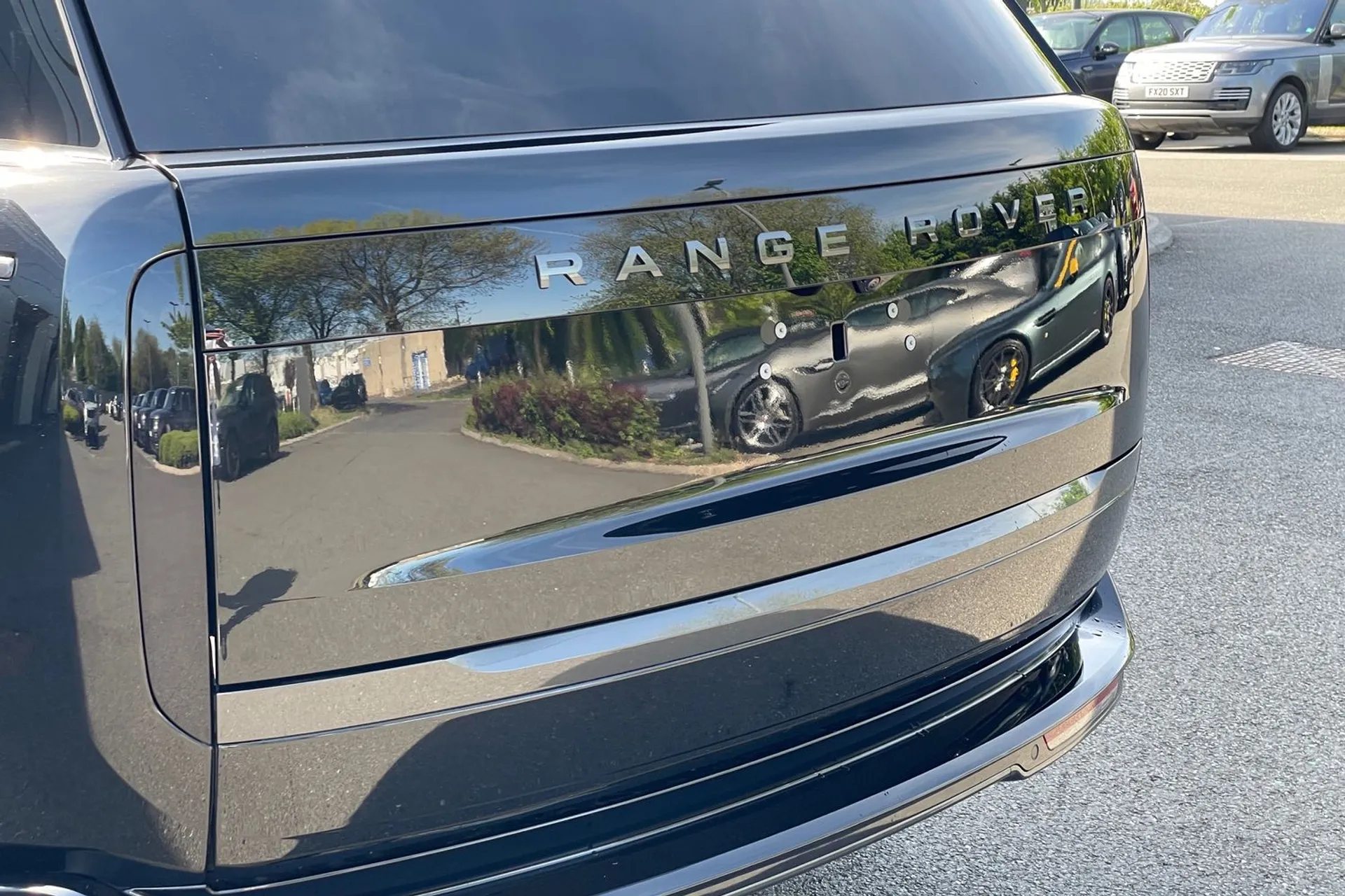 LAND ROVER RANGE ROVER thumbnail image number 44