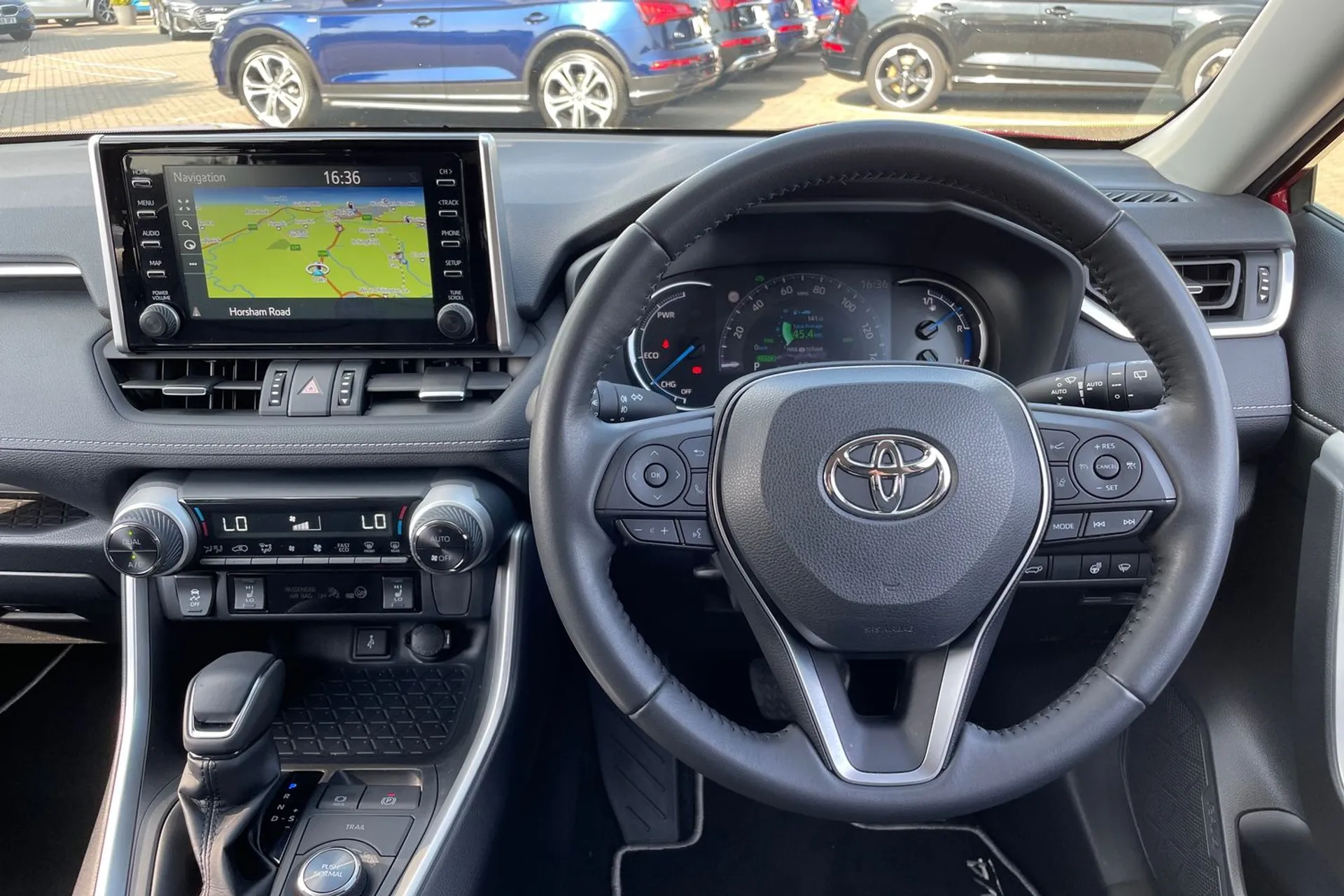 TOYOTA RAV4 thumbnail image number 34