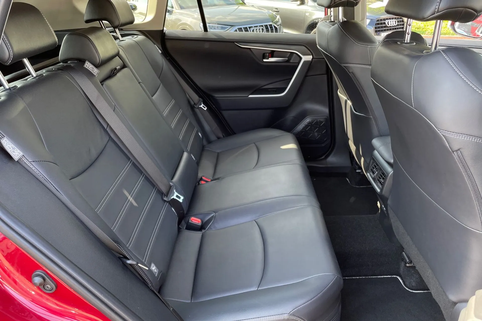 TOYOTA RAV4 thumbnail image number 38