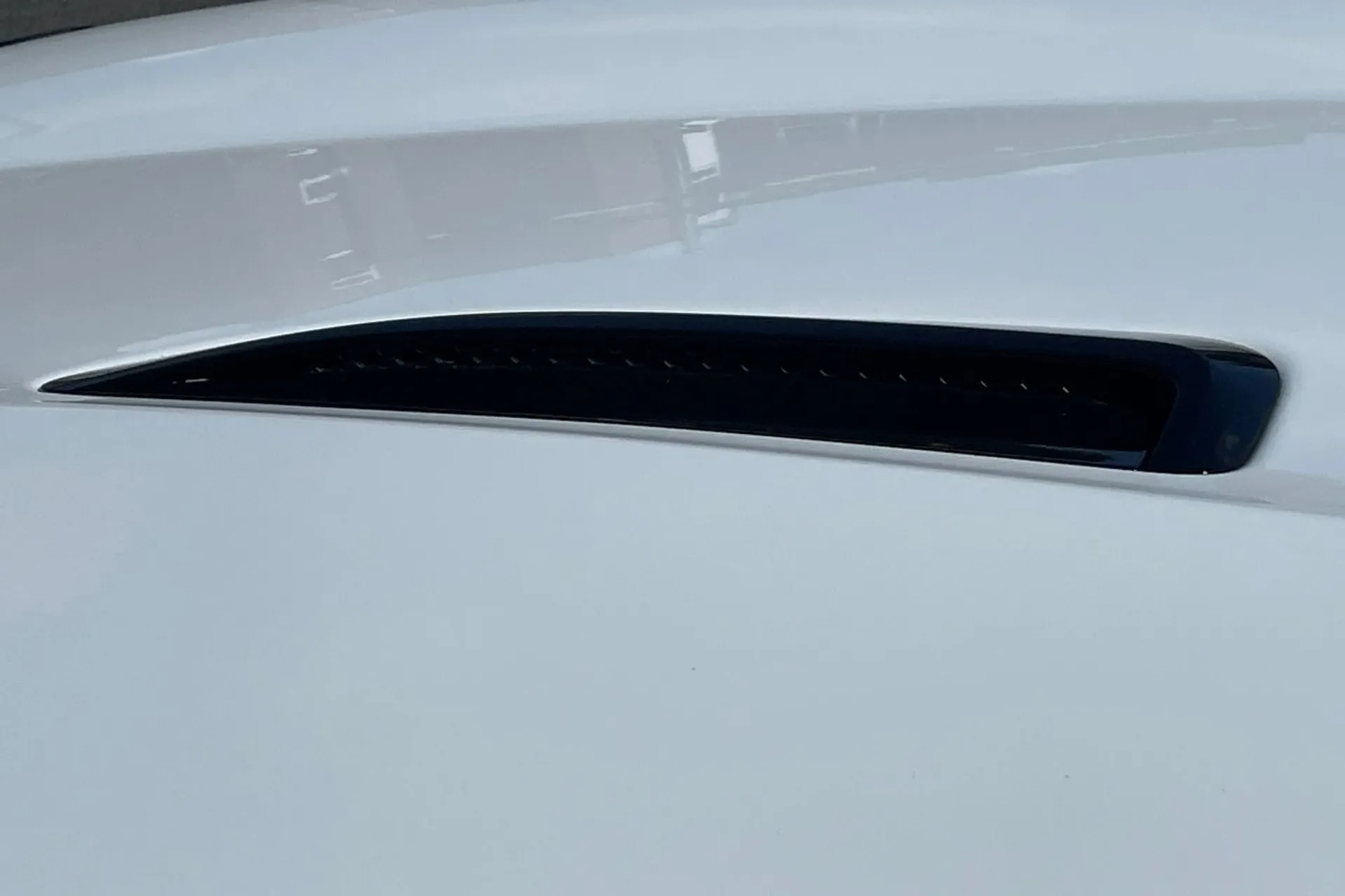 Jaguar F-TYPE thumbnail image number 23