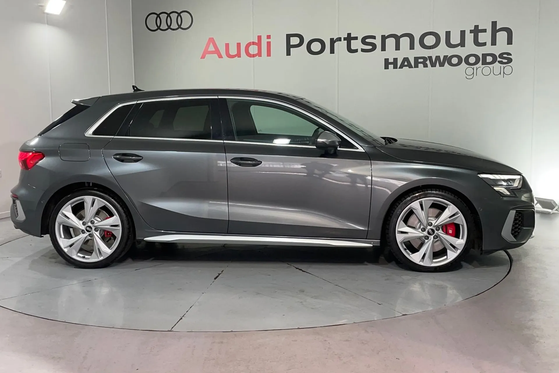 Audi A3 thumbnail image number 2