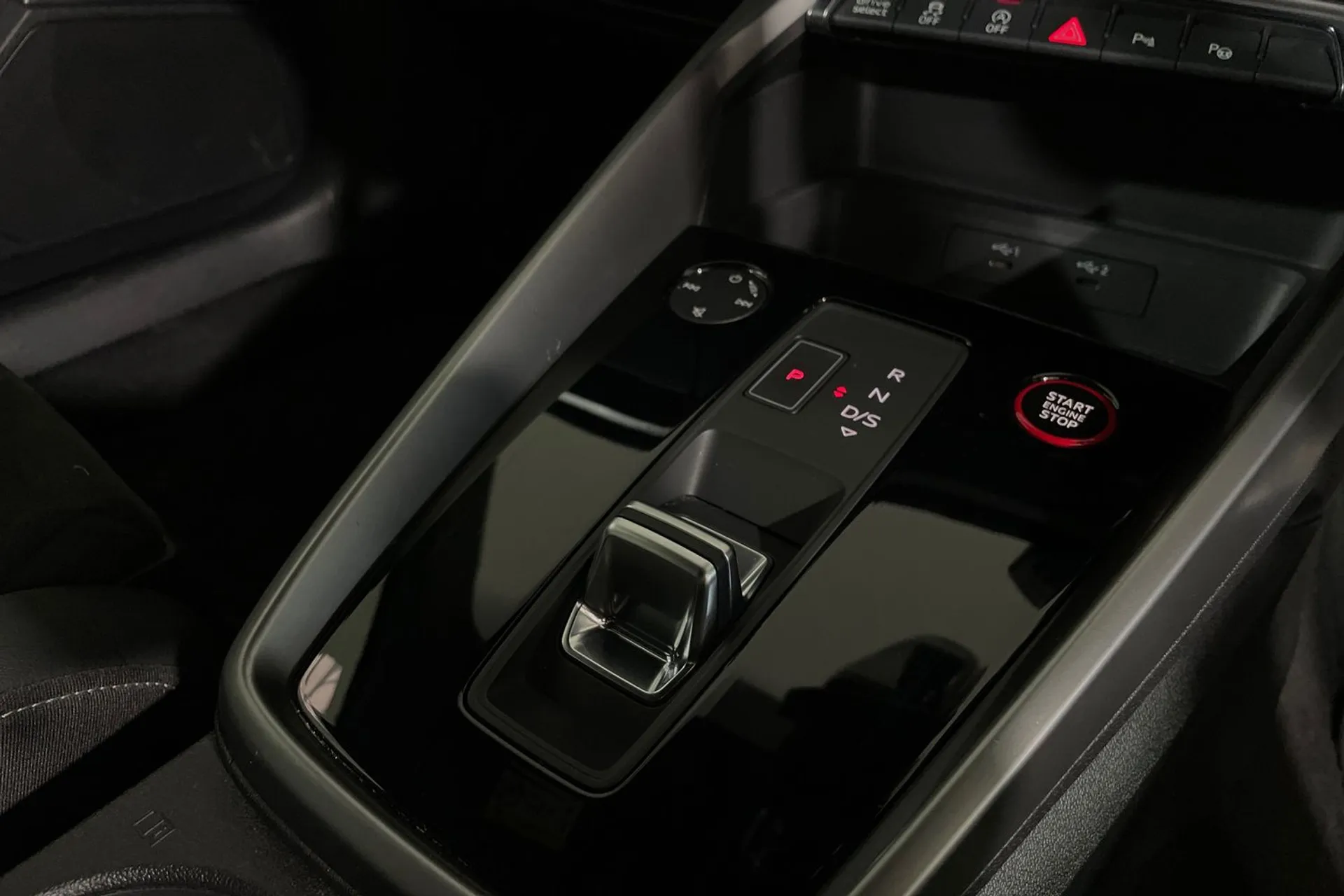 Audi A3 thumbnail image number 23