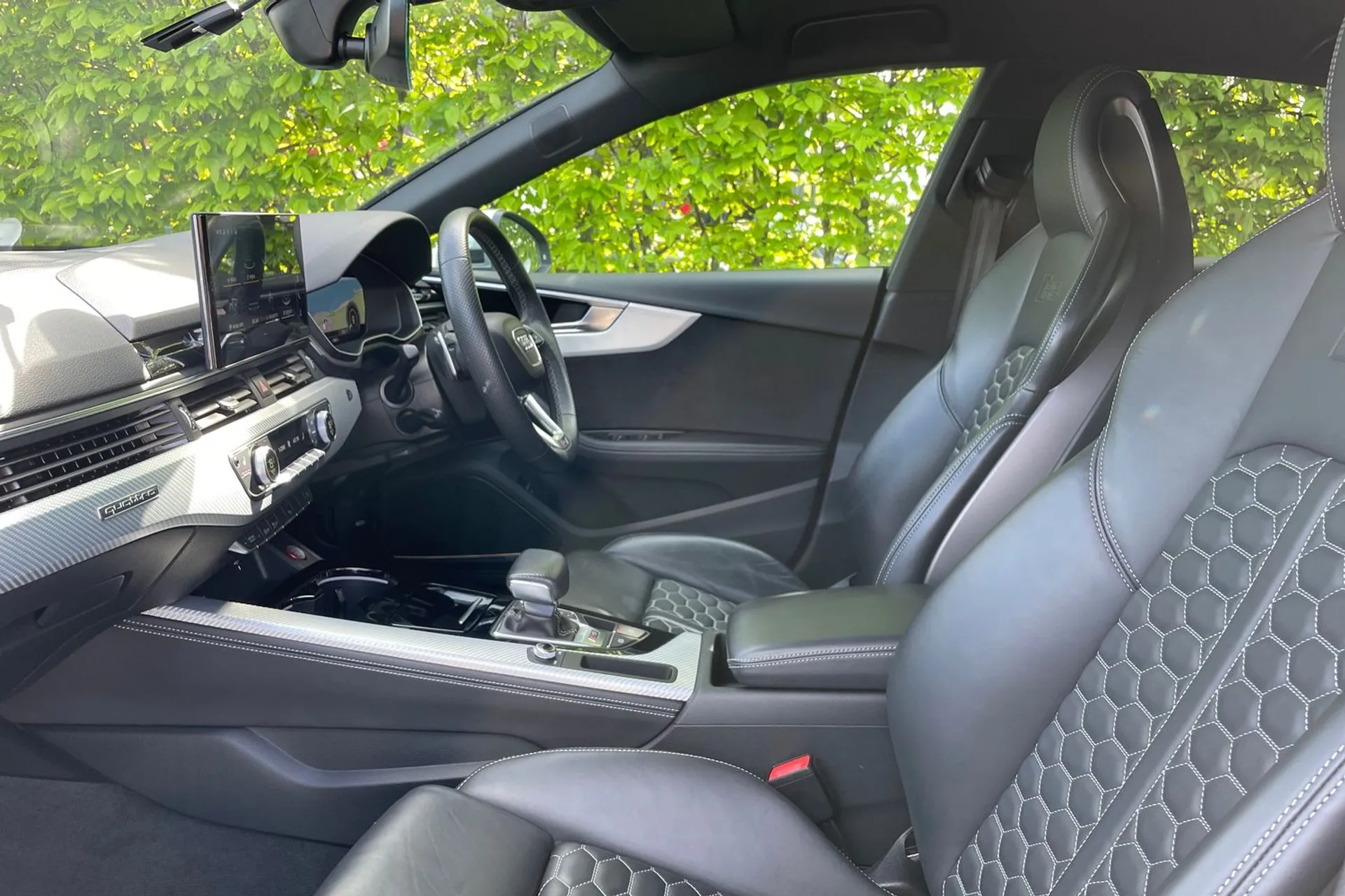 Audi RS5 thumbnail image number 30
