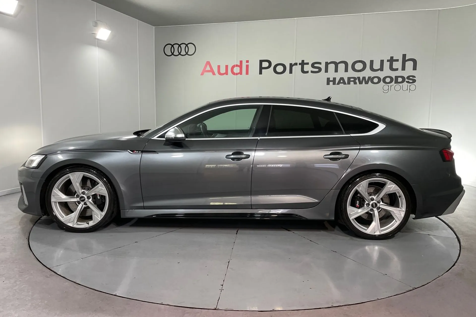 Audi RS5 thumbnail image number 12