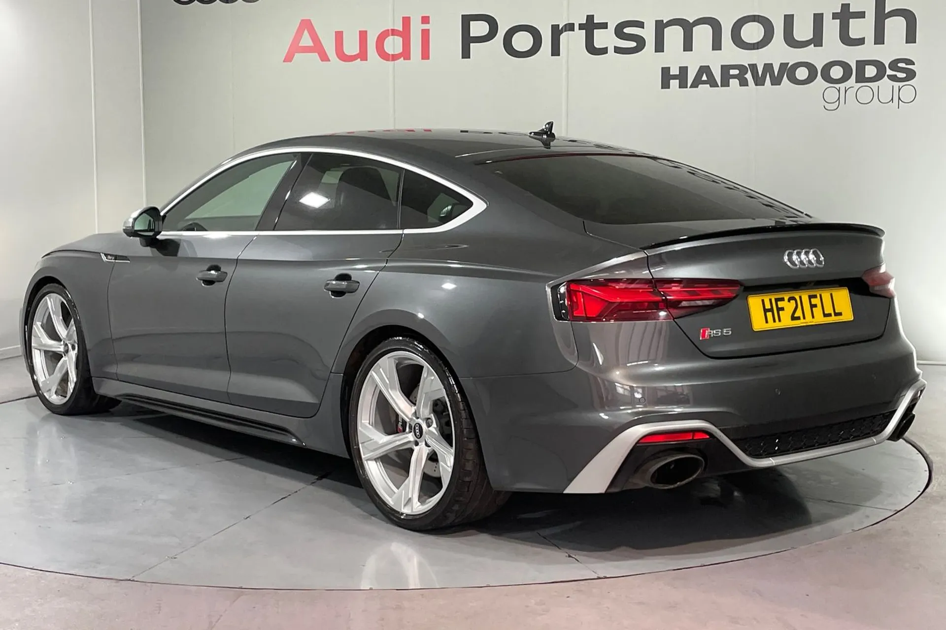 Audi RS5 thumbnail image number 9