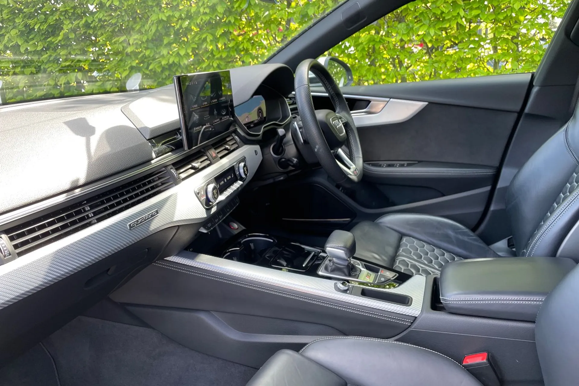 Audi RS5 thumbnail image number 28