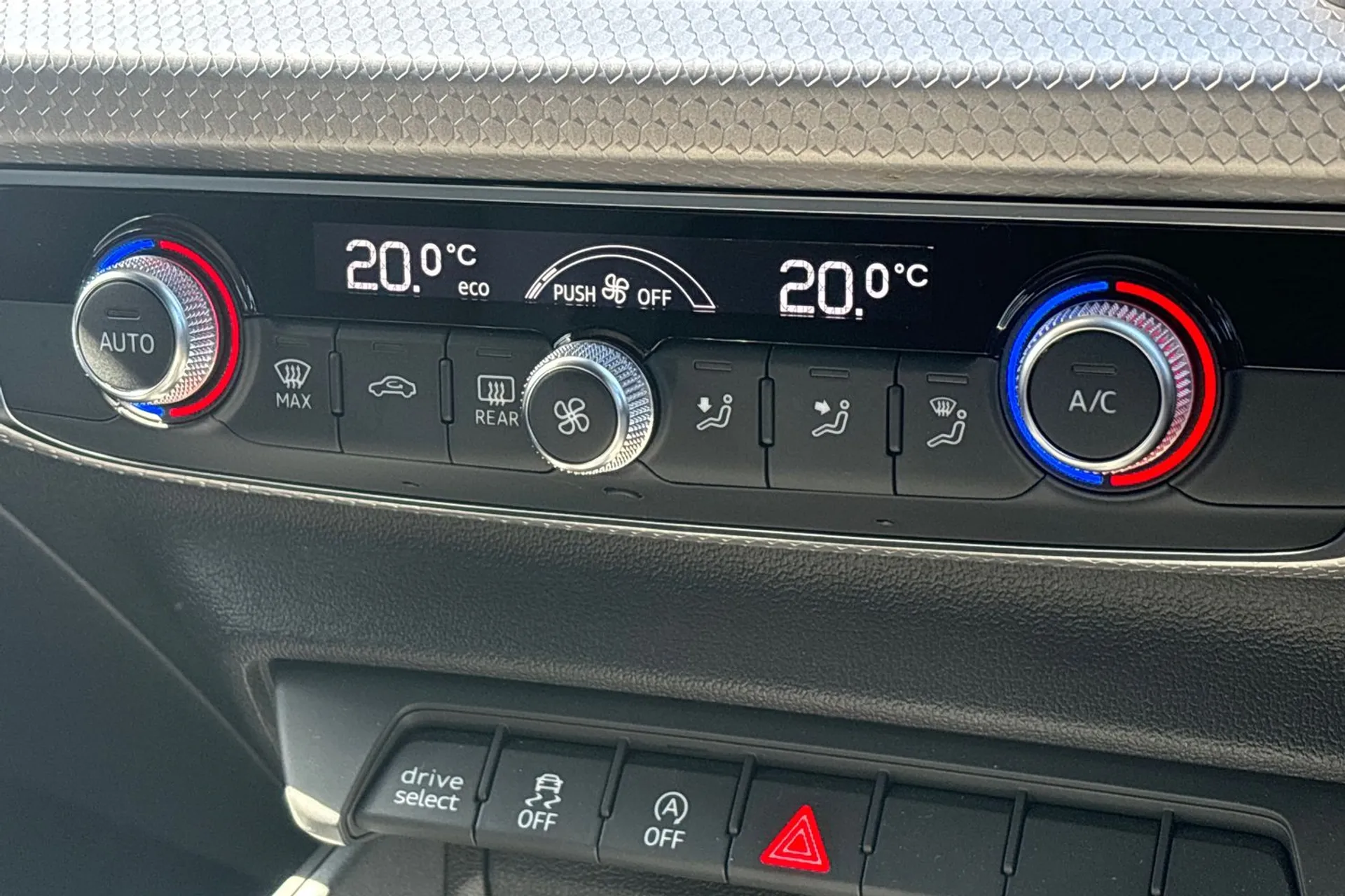 Audi A1 thumbnail image number 39