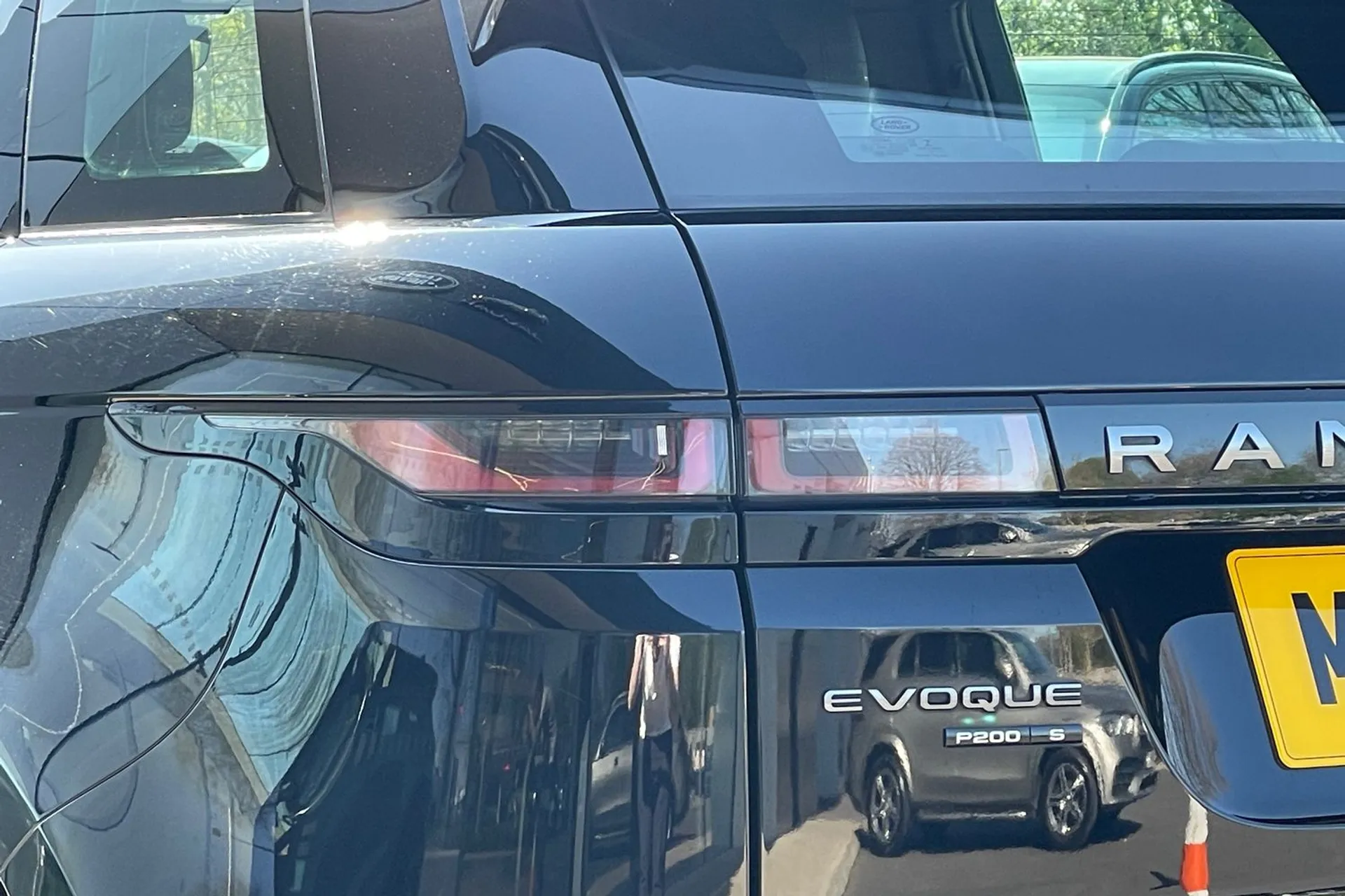 LAND ROVER RANGE ROVER EVOQUE thumbnail image number 54