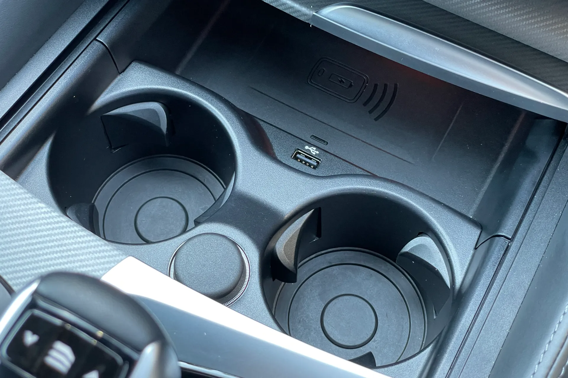 BMW M5 thumbnail image number 56