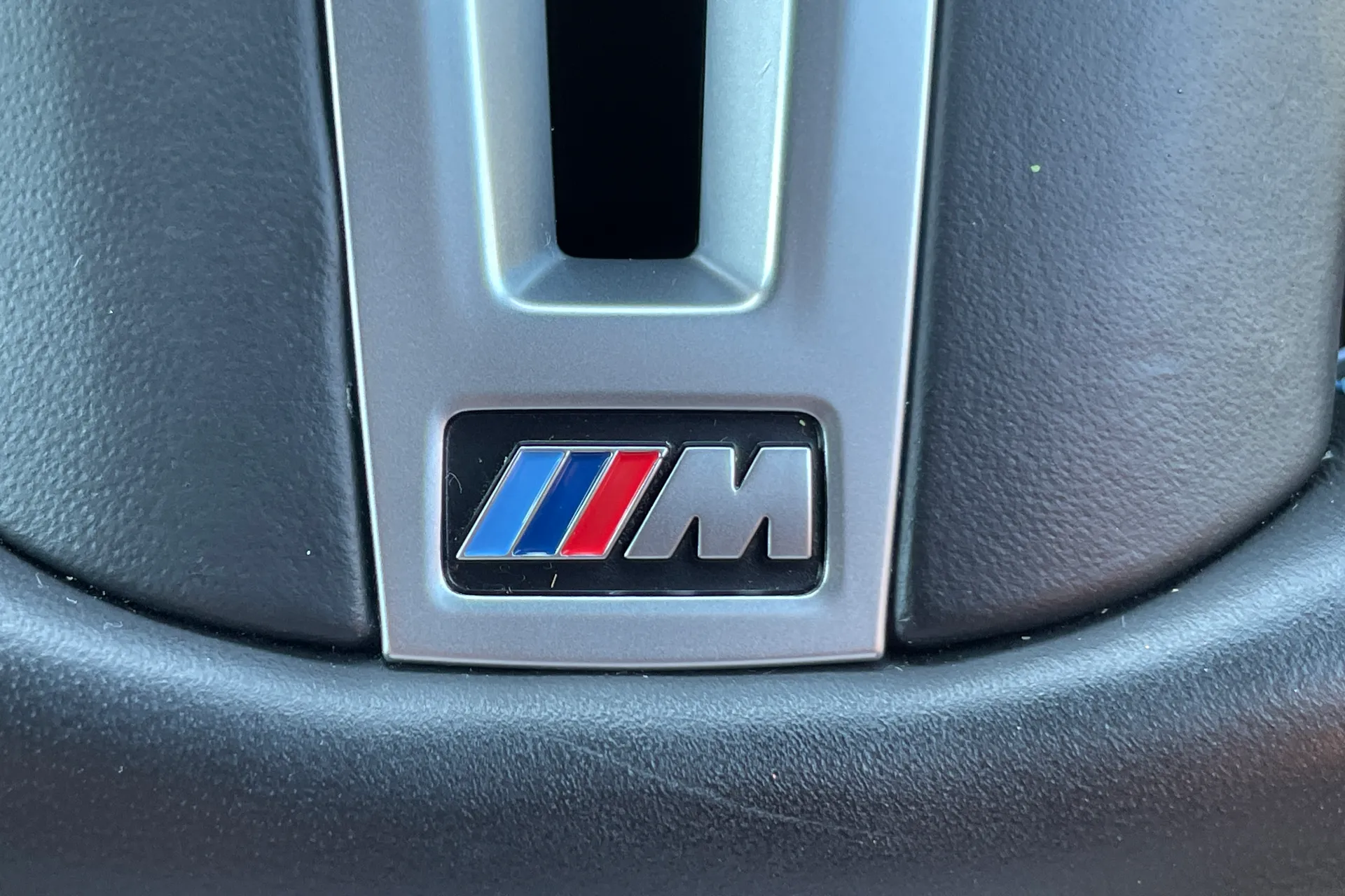 BMW M5 thumbnail image number 59