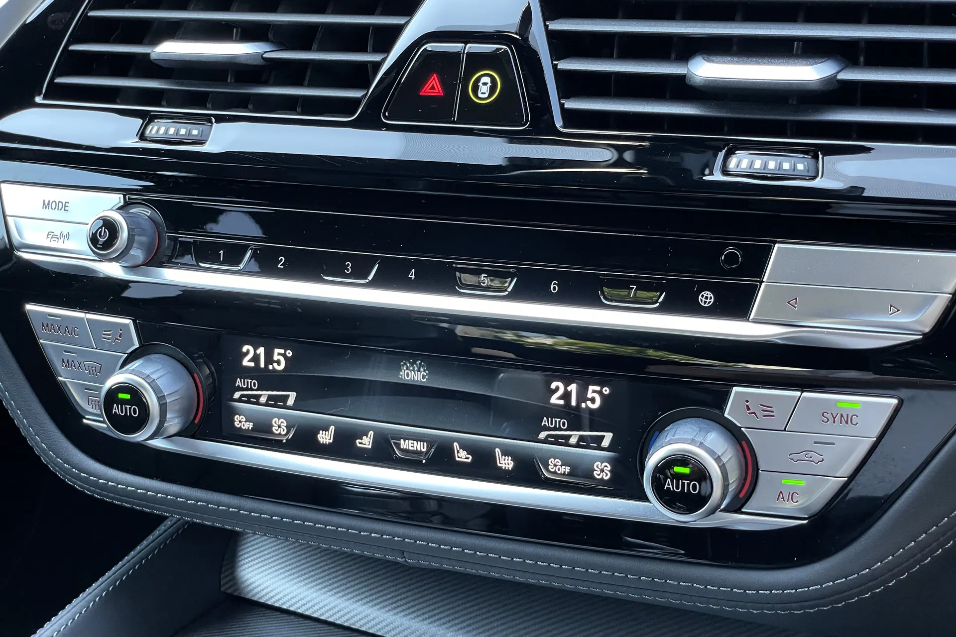BMW M5 thumbnail image number 52