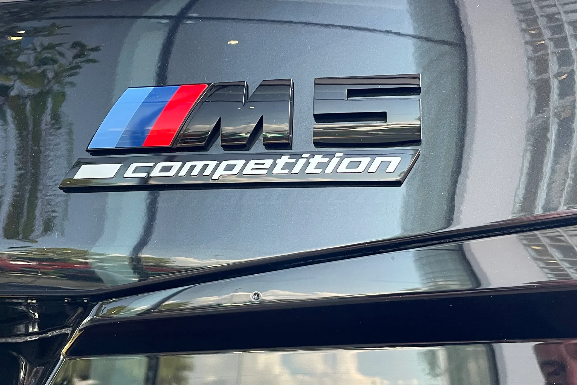 BMW M5 thumbnail image number 5