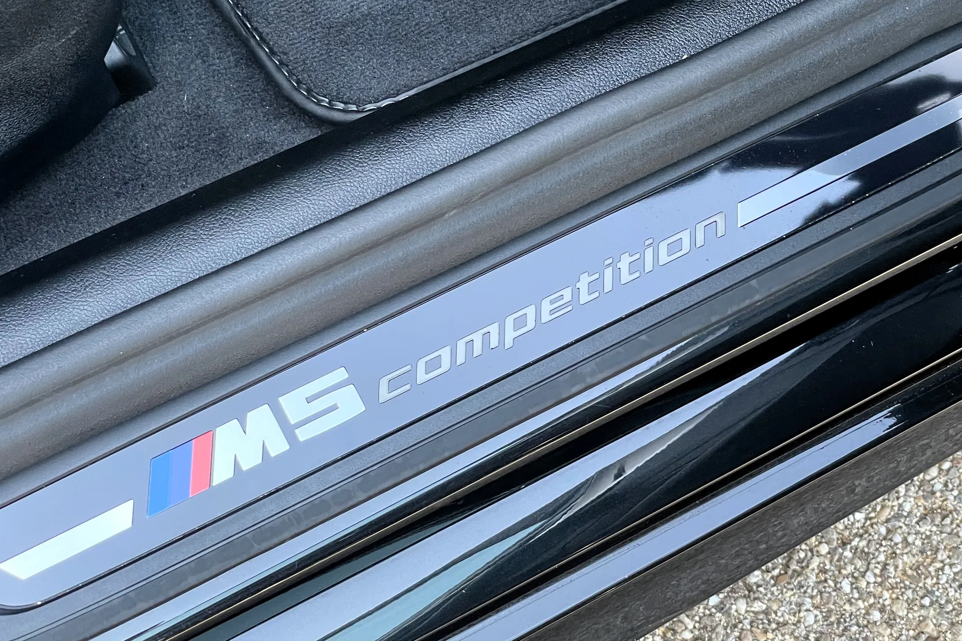 BMW M5 thumbnail image number 4