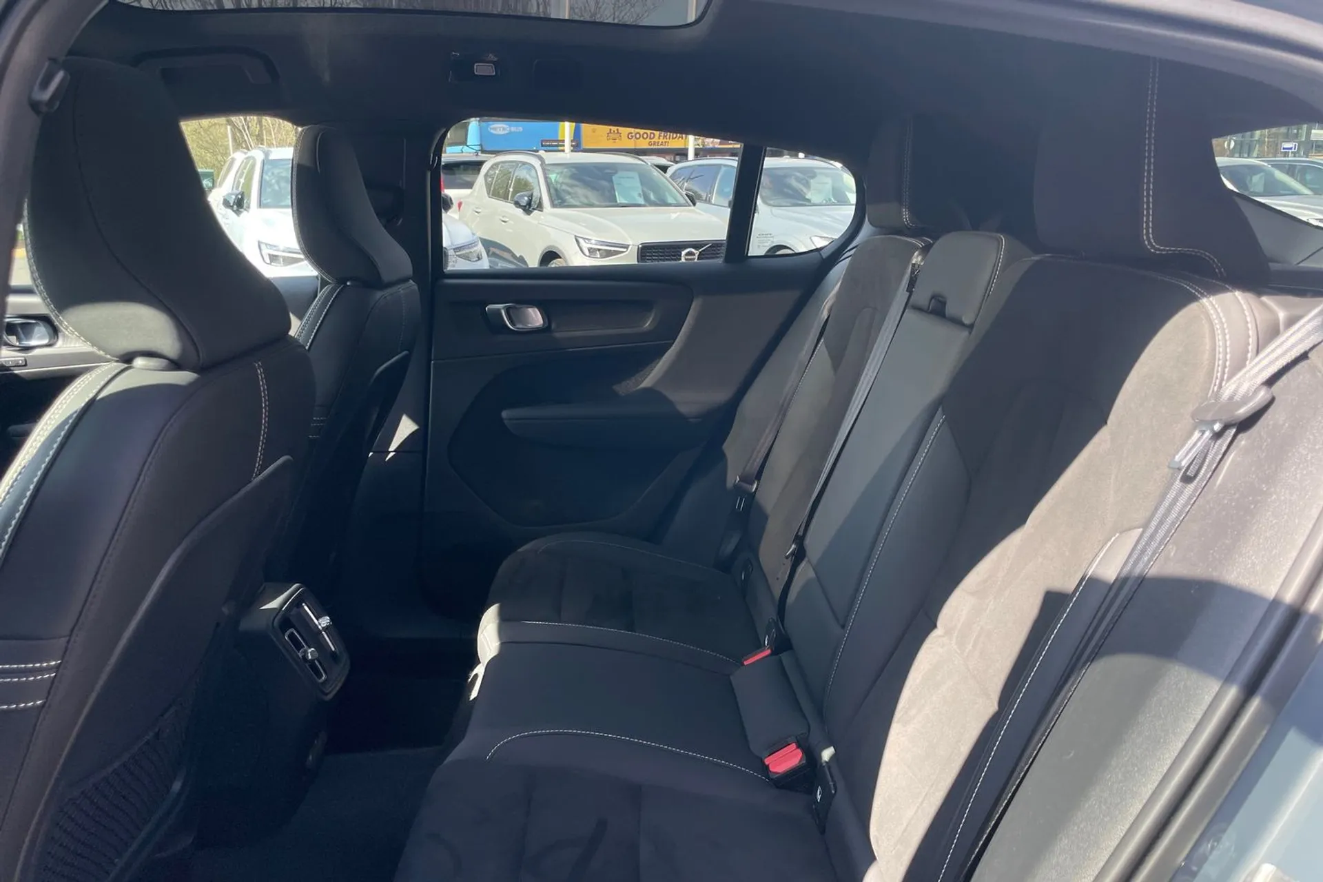 Volvo C40 thumbnail image number 29