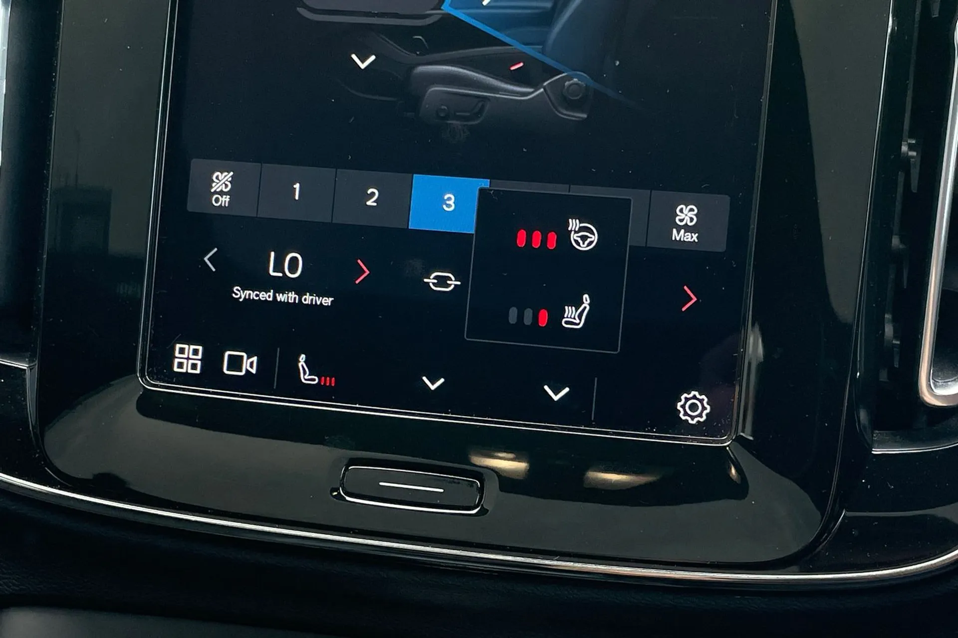 Volvo C40 thumbnail image number 40