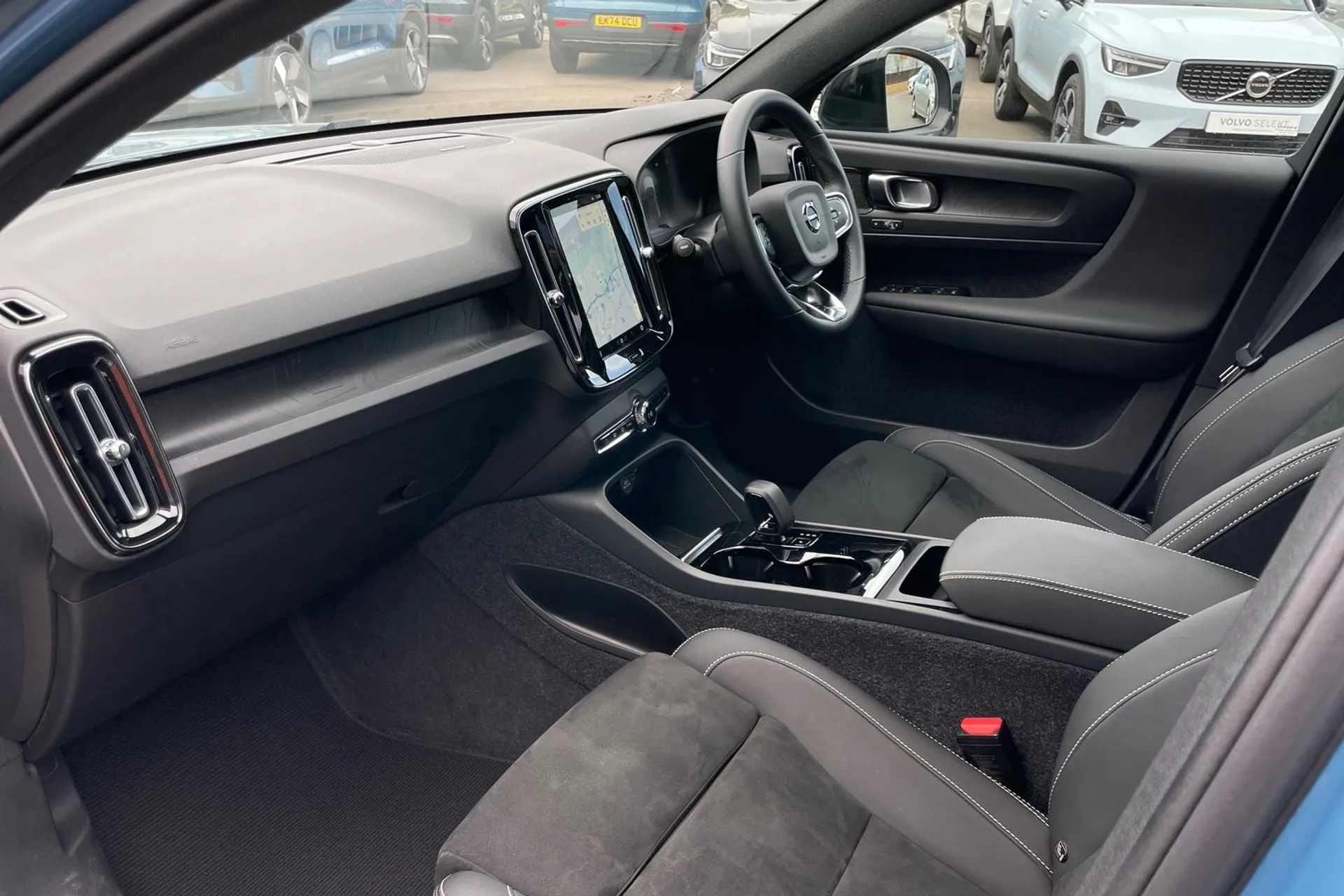 Volvo C40 thumbnail image number 26