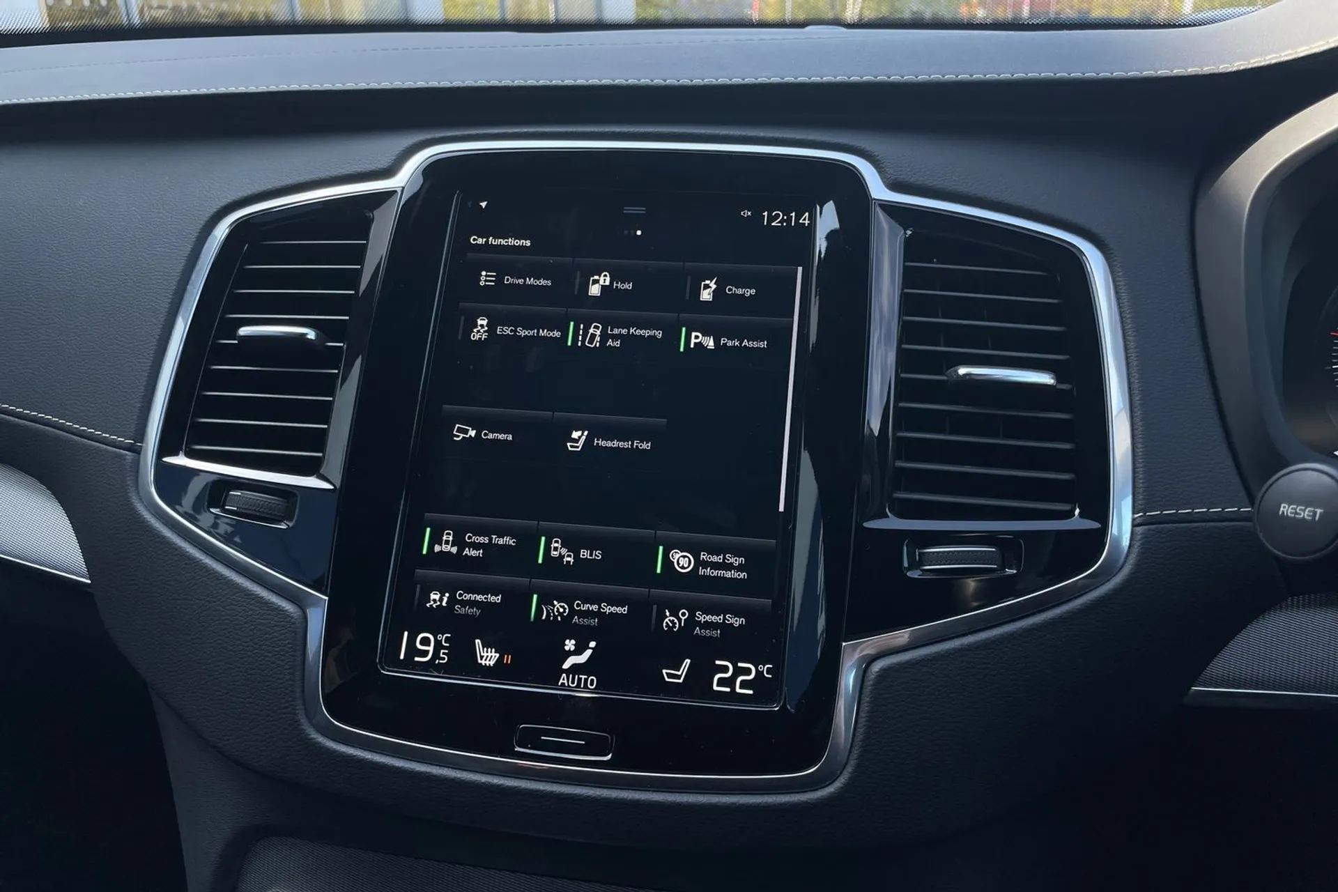 Volvo XC90 thumbnail image number 43