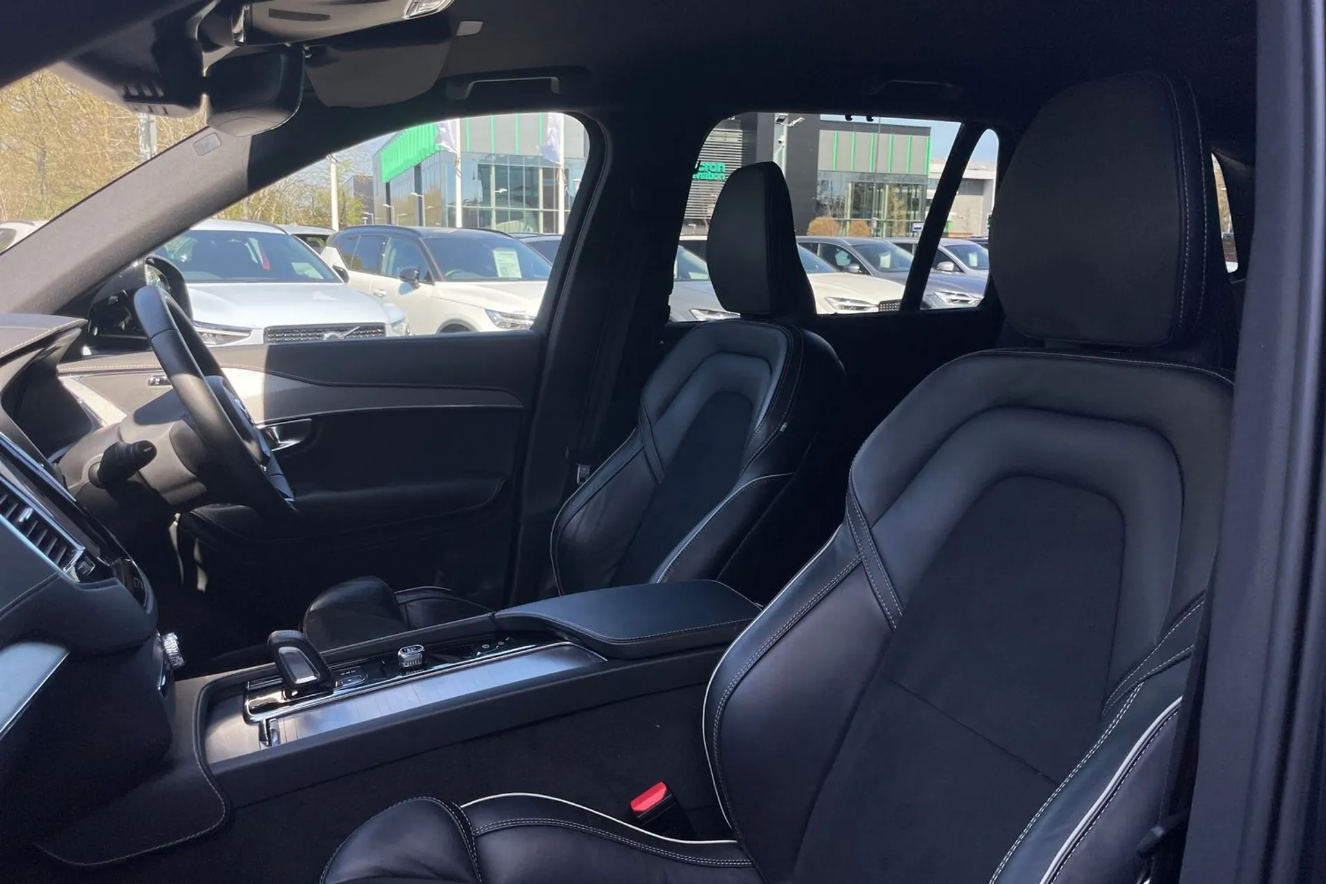 Volvo XC90 thumbnail image number 29