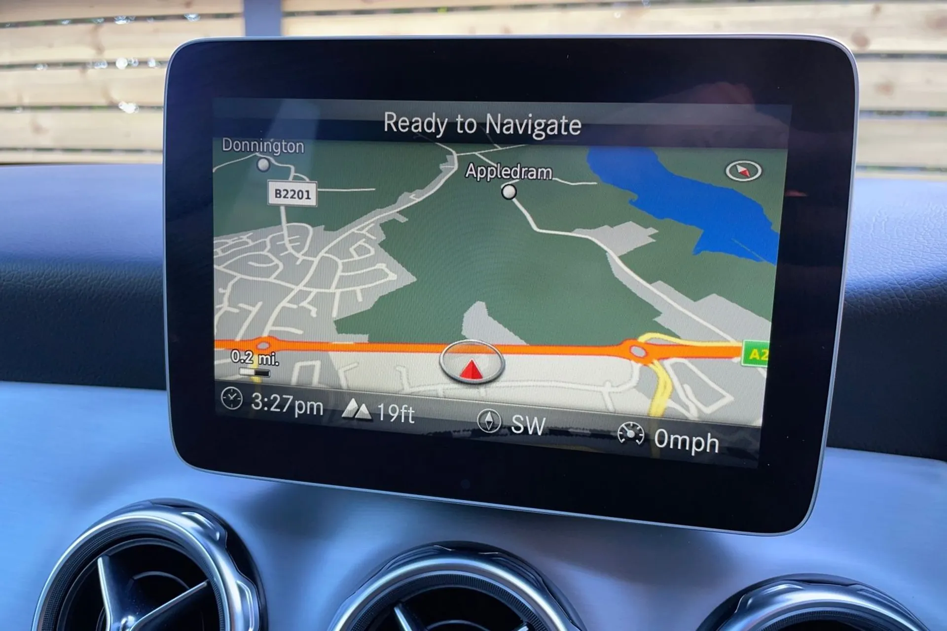 MERCEDES-BENZ GLA thumbnail image number 5