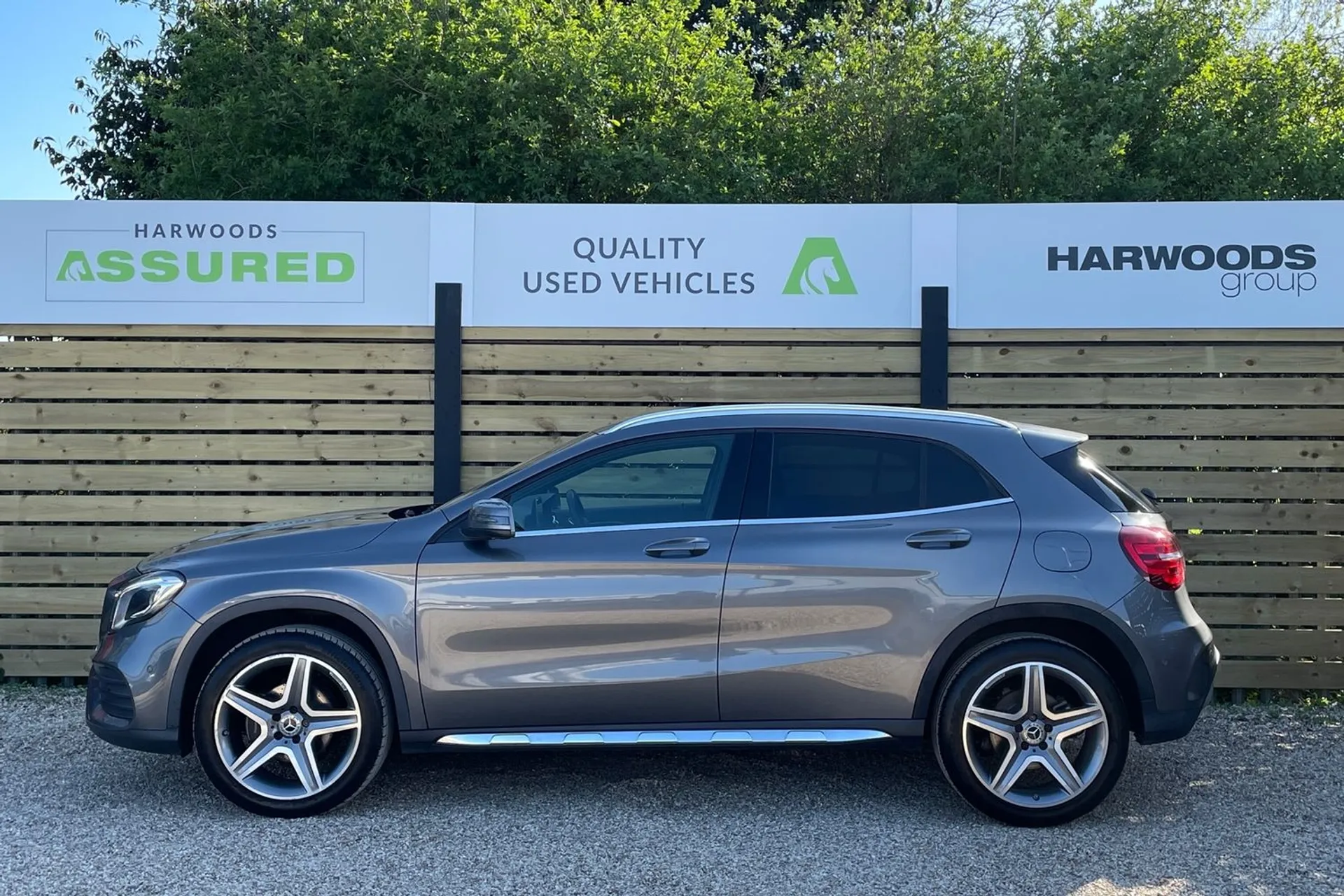 MERCEDES-BENZ GLA thumbnail image number 11